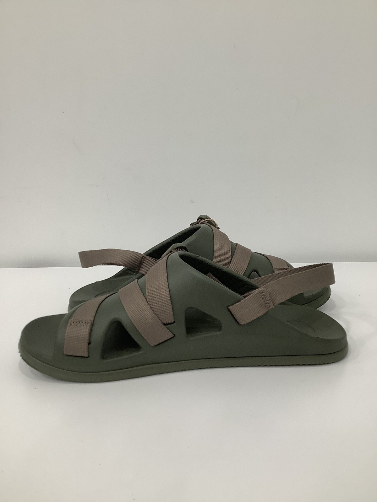 Chaco Men’s Chillos Sport Sandals Strapy Size 13 M Green NEW IN BOX JCH108027
