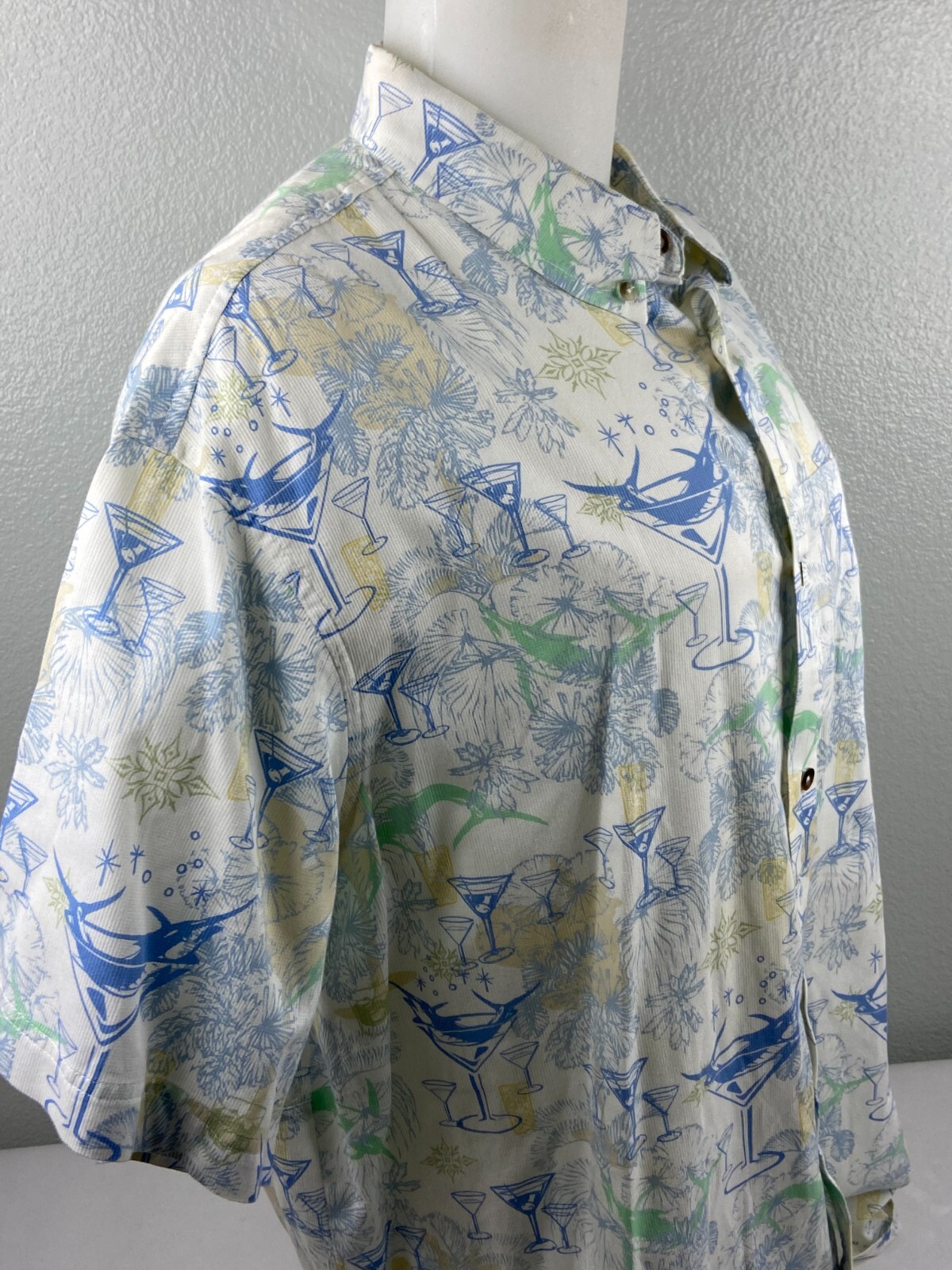 Columbia Men XXL Shirt Martini Marlin Print River Lodge Fishing Camp