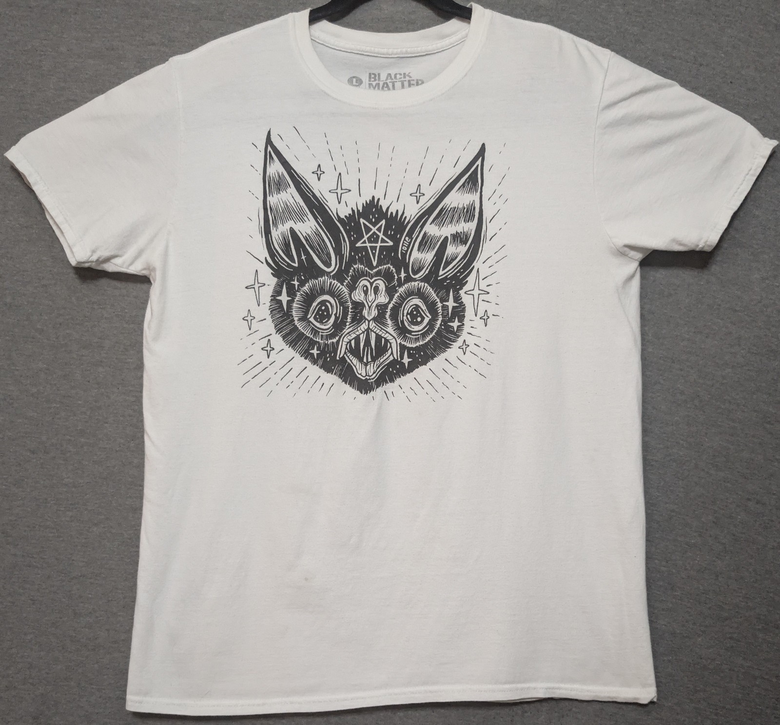 Black Matter Occult Bat Large White Shirt 21.5″ W X 28.5″ W