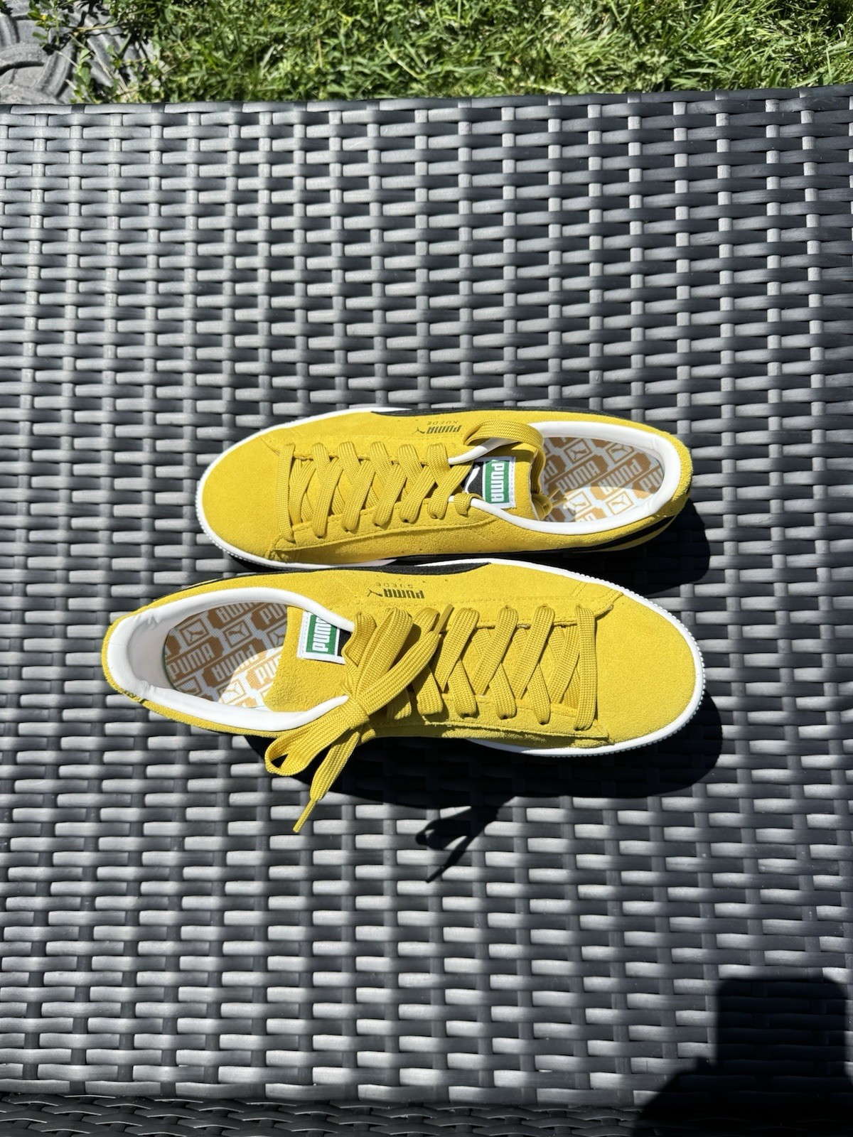 PUMA Suede Classic 21 Lace Up Men’s Sneakers Yellow/Black/White 374915-57