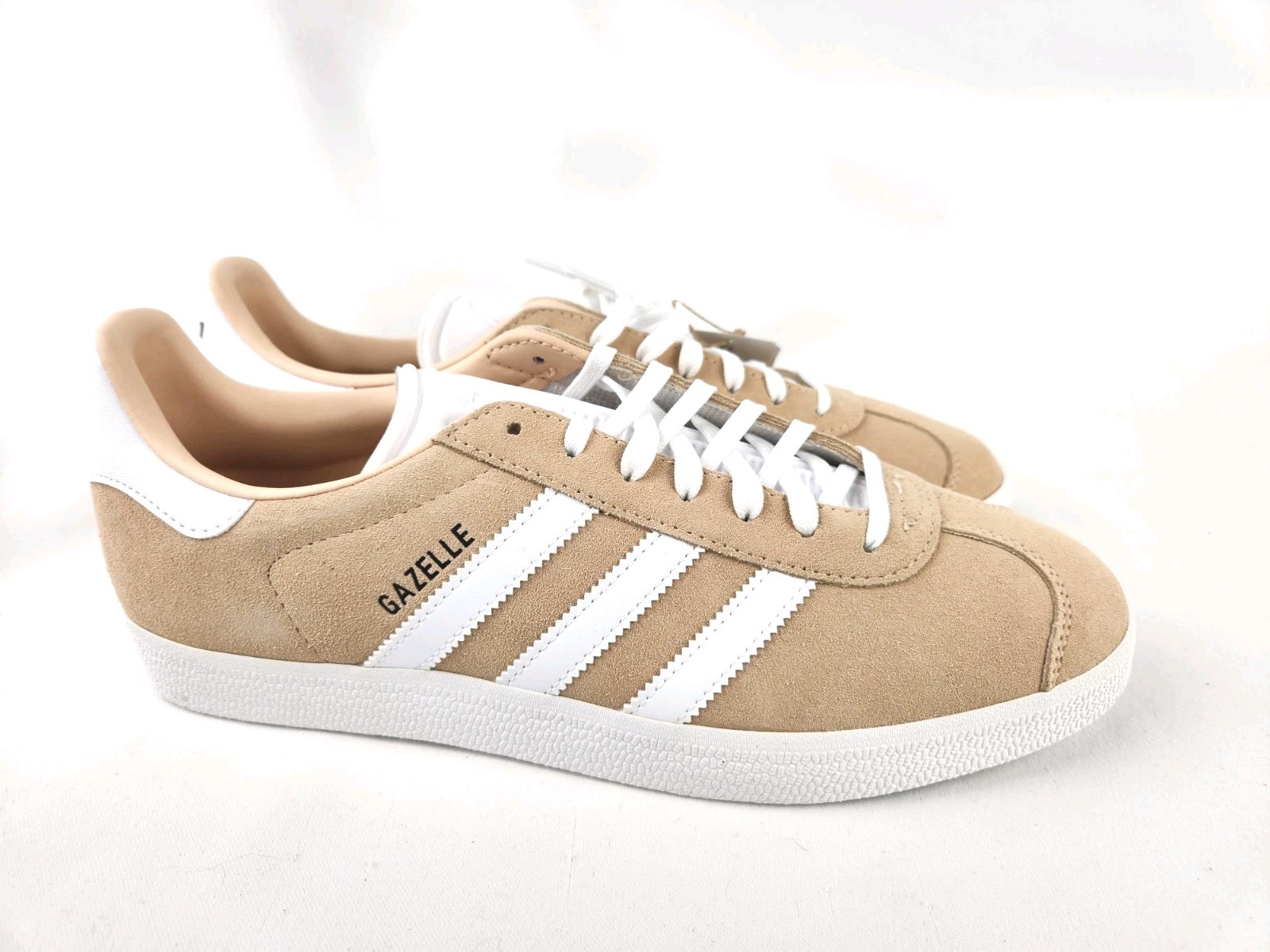 NWT Adidas Originals Gazelle Women’s Sz 11 Running Shoe Athletic Sneaker Soccer