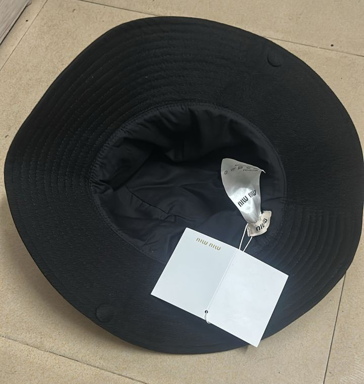 Black Bucket Hat