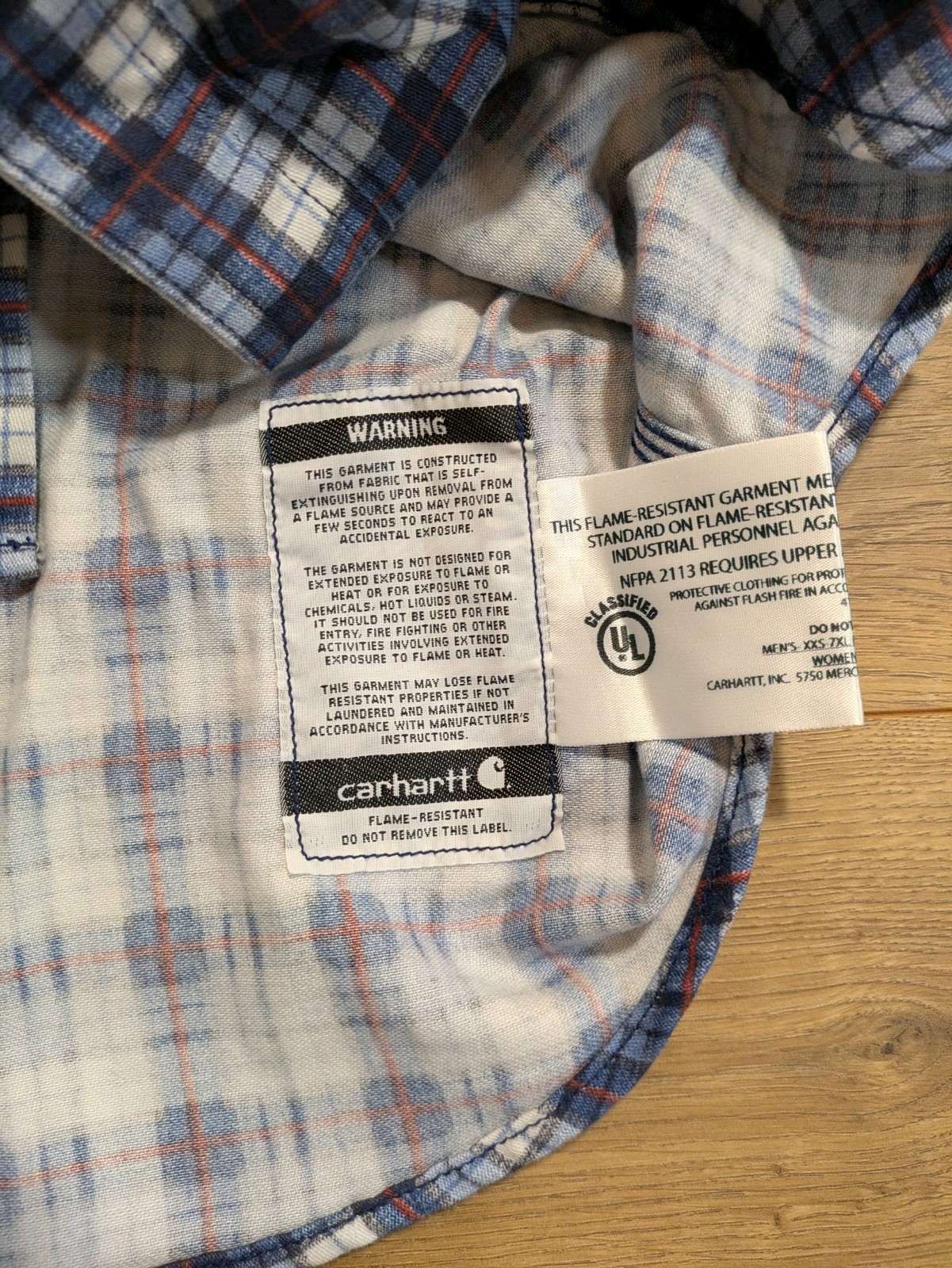 Carhartt FR Shirt Men’s Small Blue Plaid Long Sleeve Button Up Flame Resistant