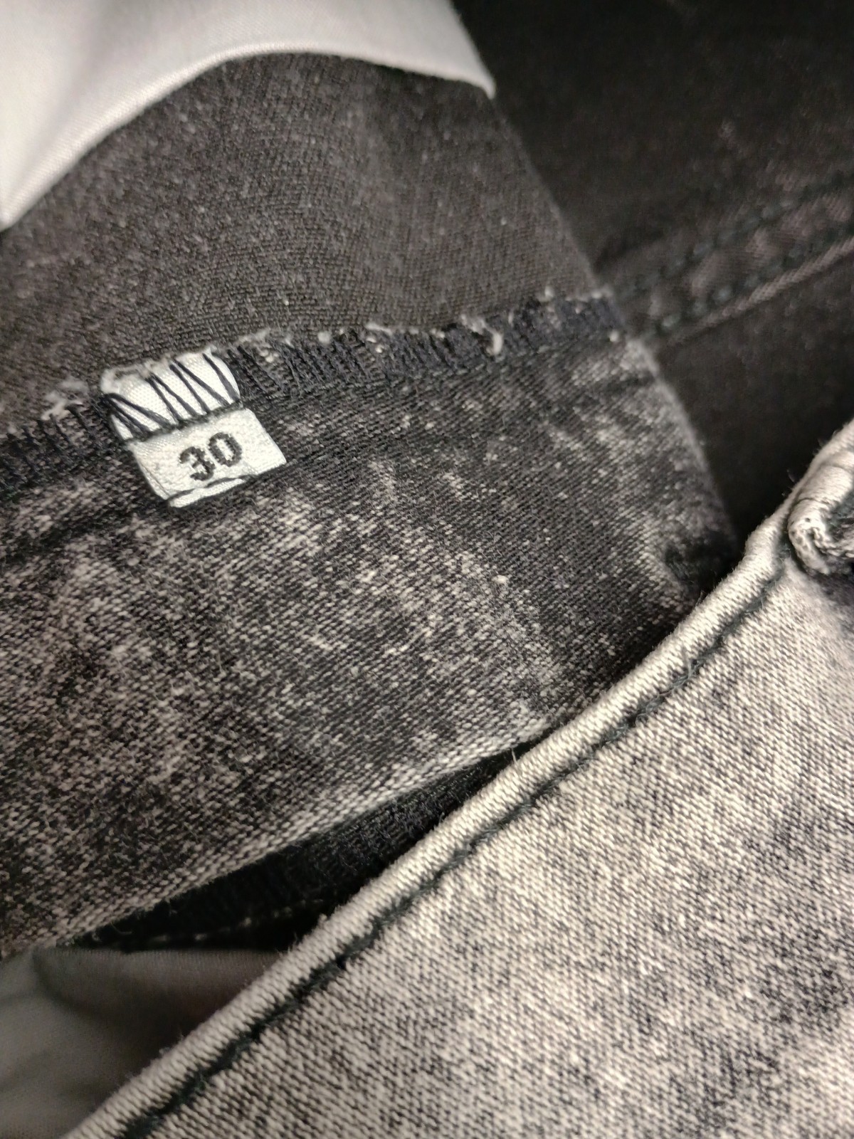 Levi’s 501 Jeans San Francisco 30×32 Gray Stonewash Check Description