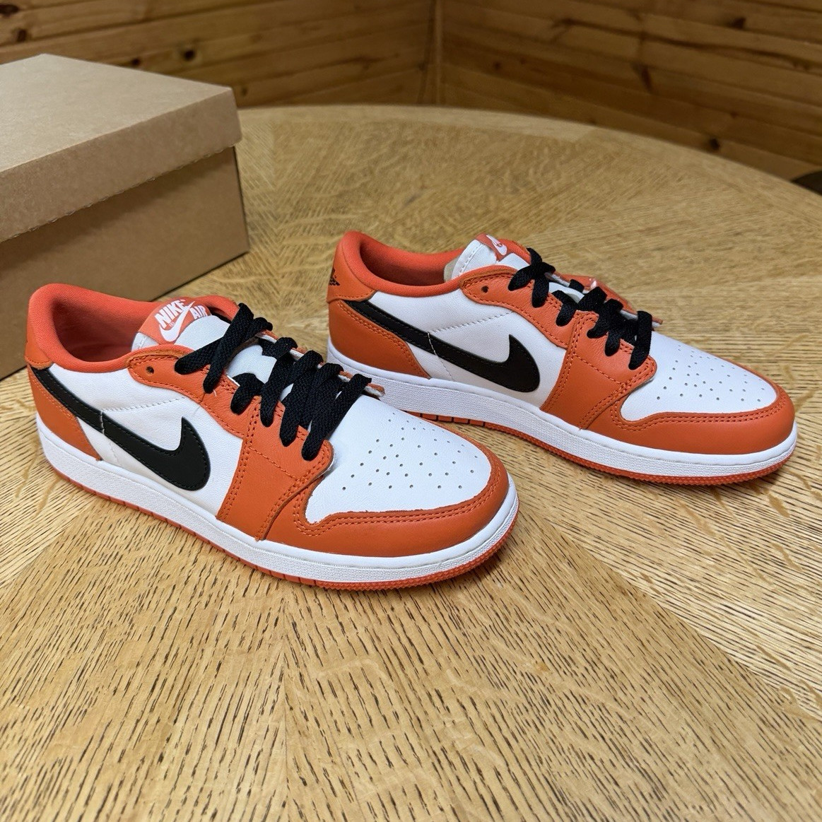 Jordan 1 low og “starfish” 7y/8.5 women’s