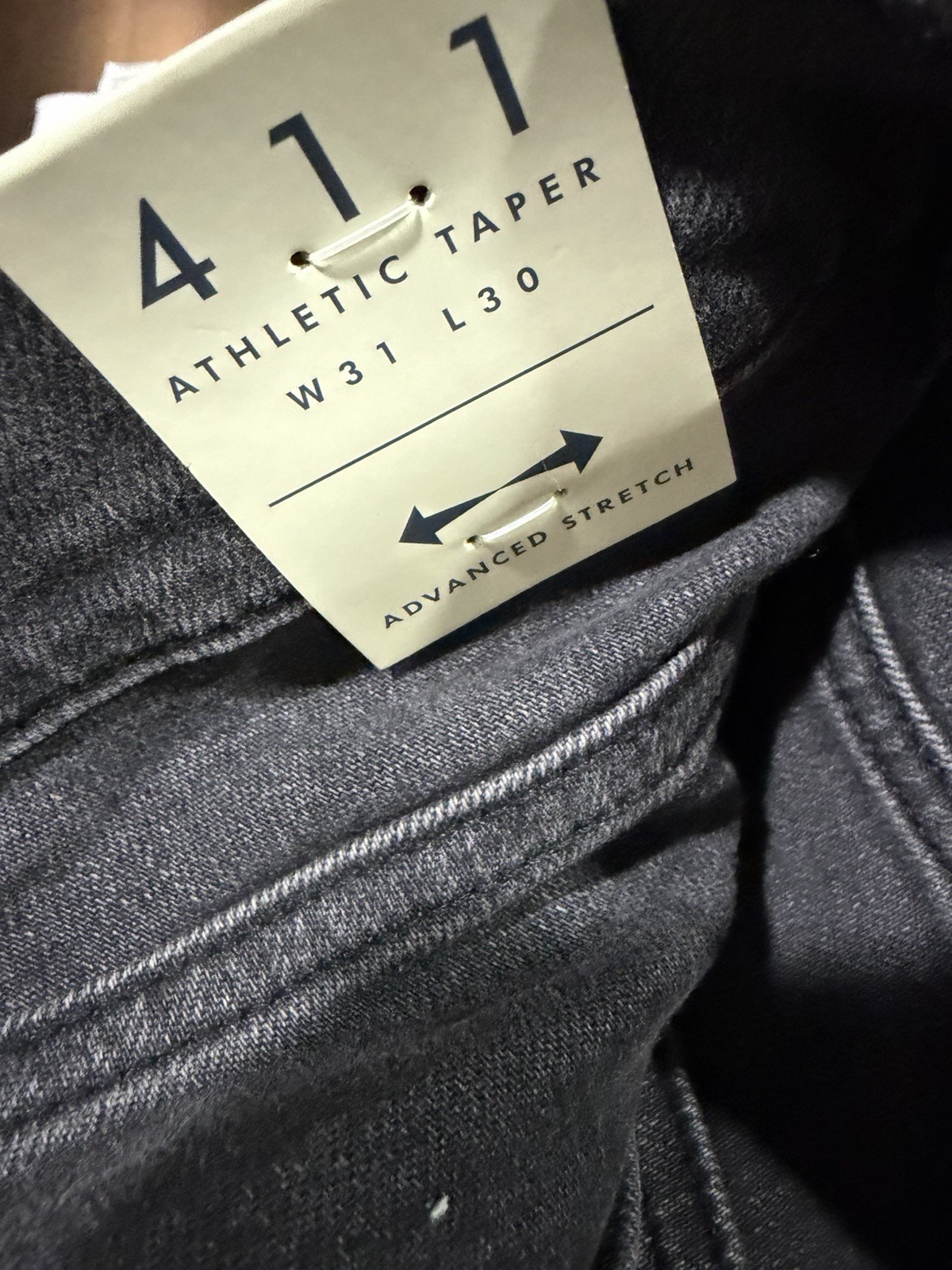 Mens Lucky Brand Jeans 411 Athletic Taper 31×30 Brand New