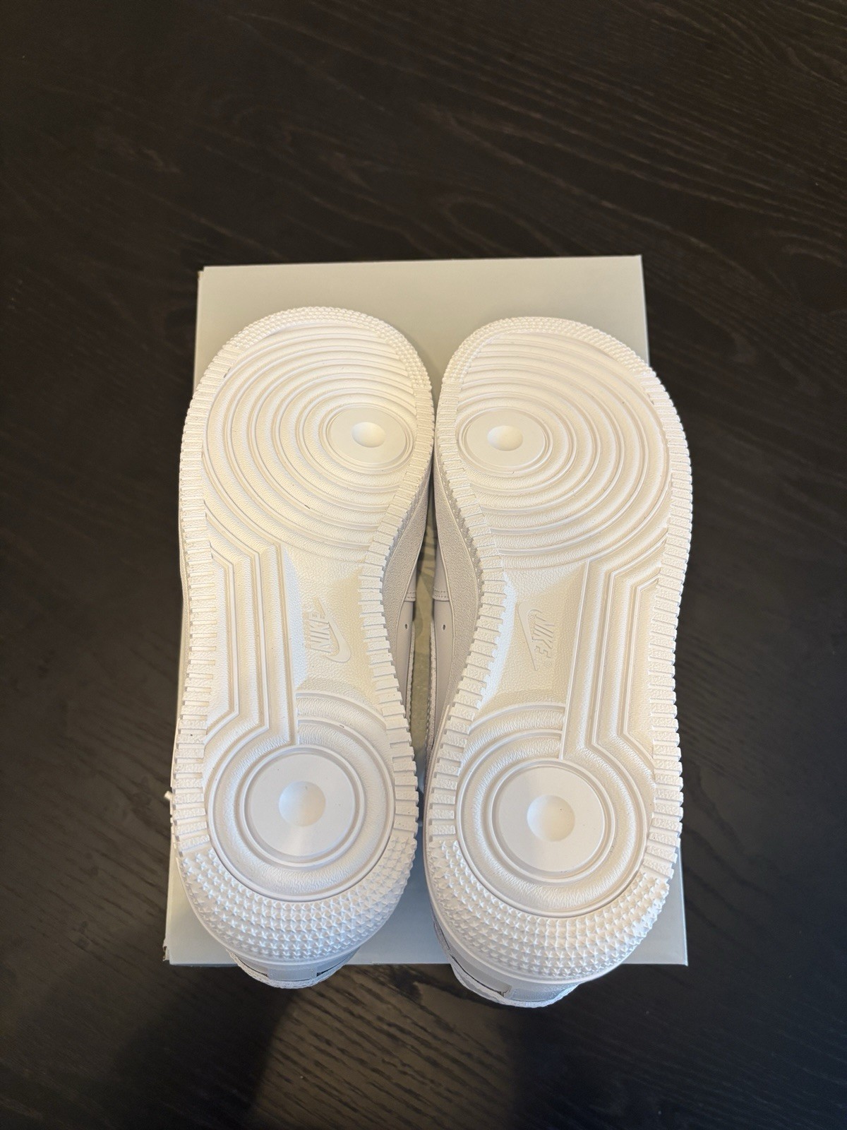 Size 9 – Nike Air Force 1 White