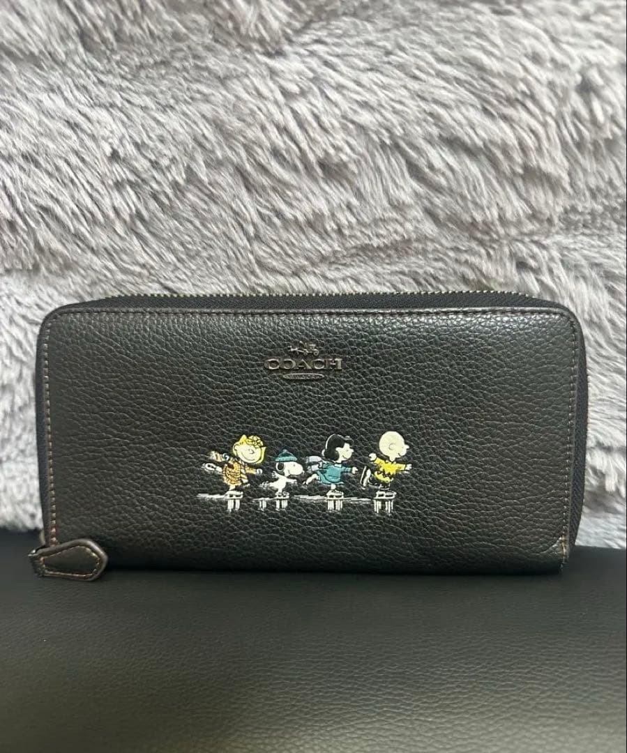 COACH Snoopy Embroidered Long Wallet Black