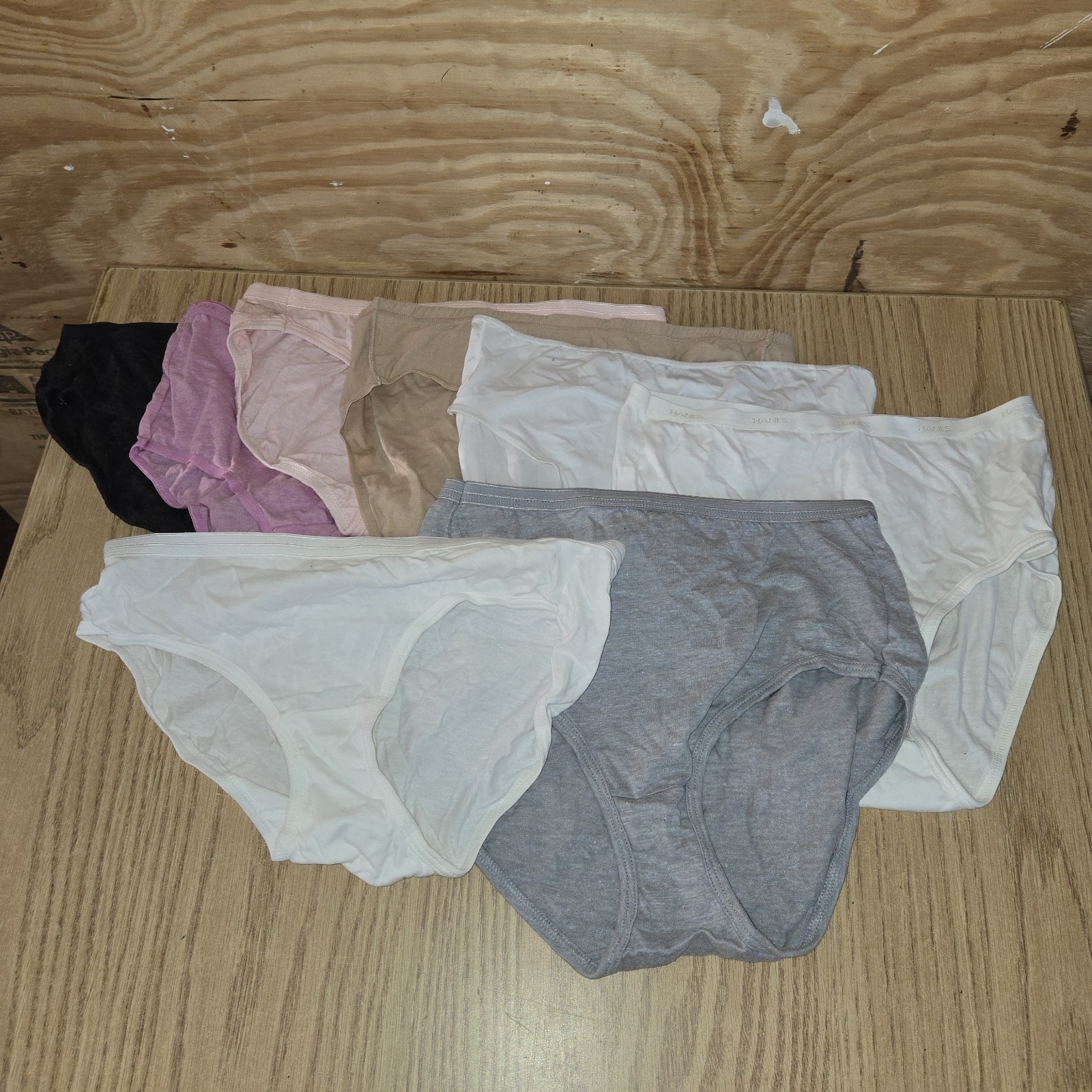 Random Lot 10 Hanes Bulk Womens Underwear Panties Size 6 Md Nwot 2nds Color Mix
