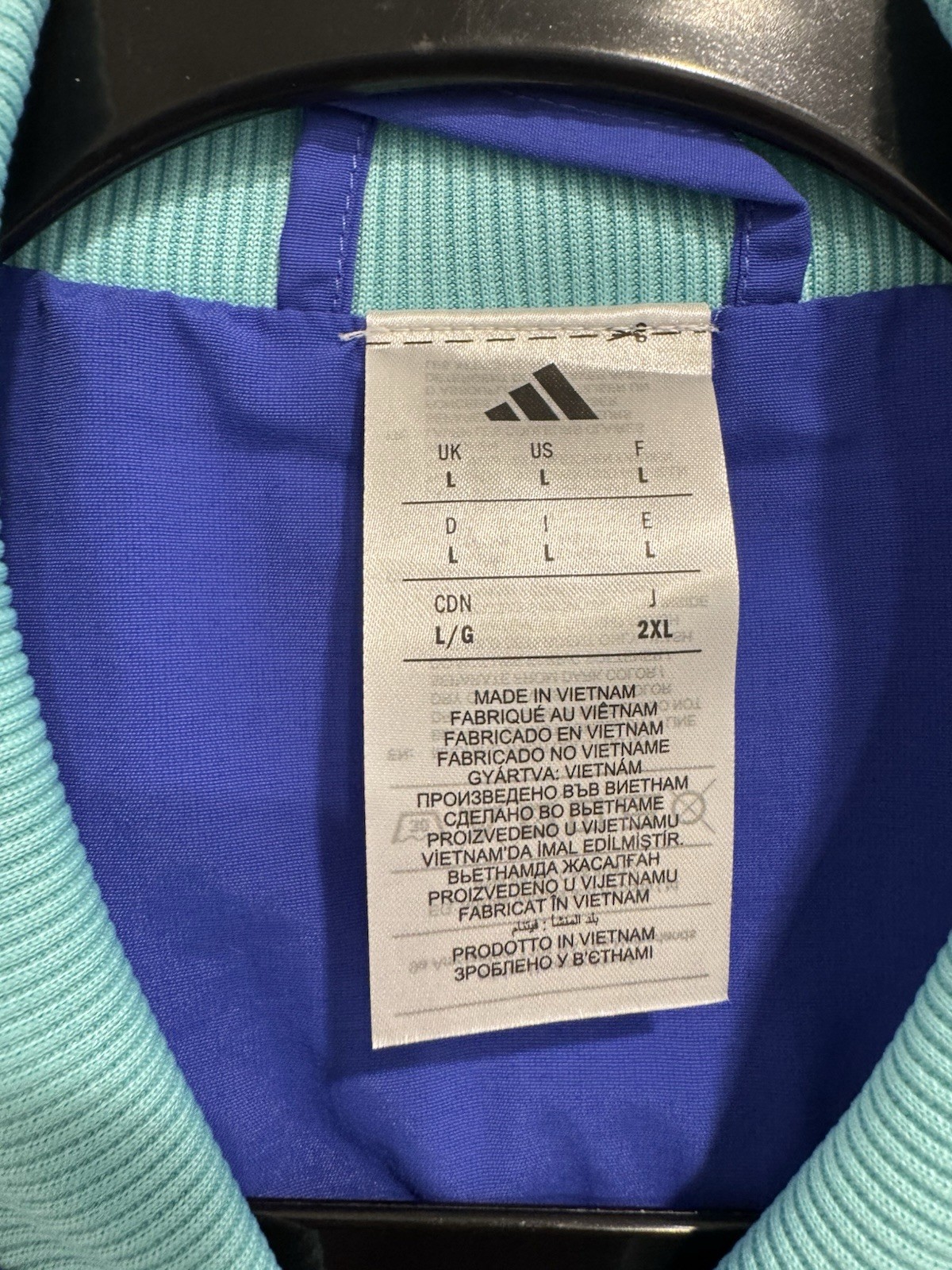 FIFA Volunteer Jacket Size Large
