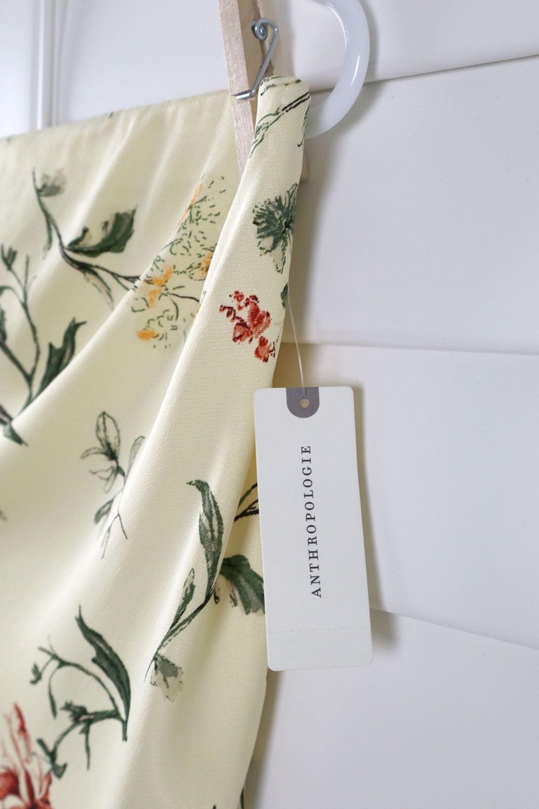 ANTHROPOLOGIE NWT $78 Strapless Wave Floral Tube Top in Ivory Size Medium