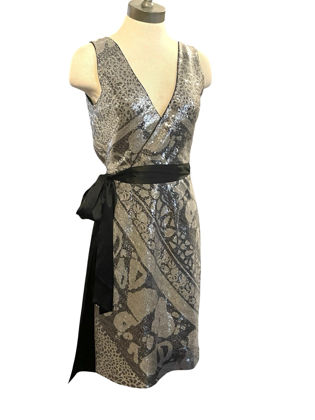 DIANE VON FURSTENBURG Silver Black Sequin V-Neck Wrap Satin Tie Evening Dress