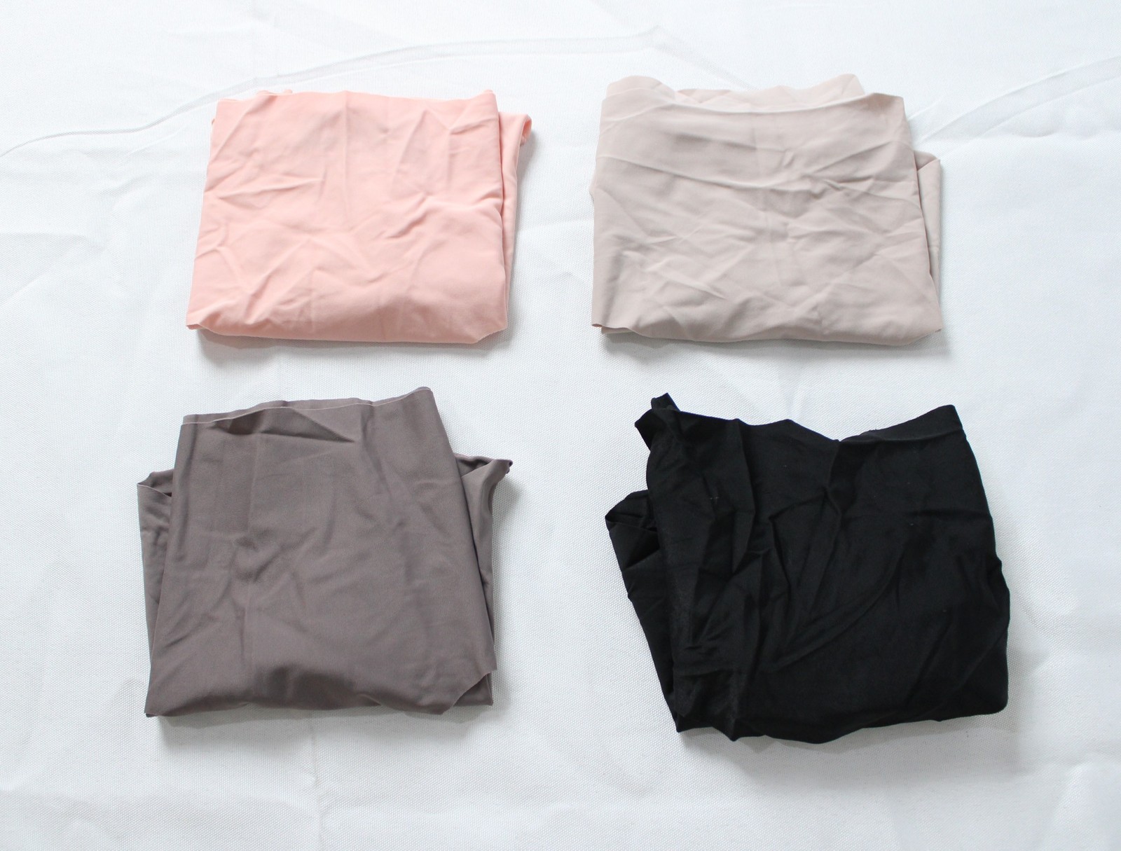 Felina Women’s 4-Pack Hint Of Skin Seamless Brief Panty ZG3 Multi Size XS NWT