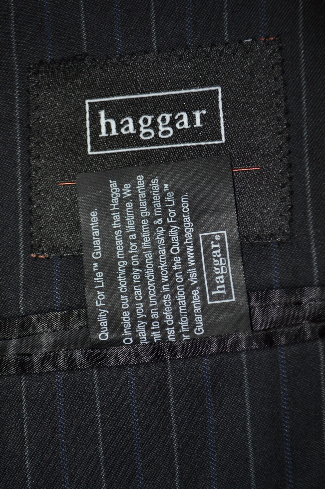 Haggar Men Black Pinstripe Daul Vented 3 Front Button Suit Sz 42R Wst 36×28