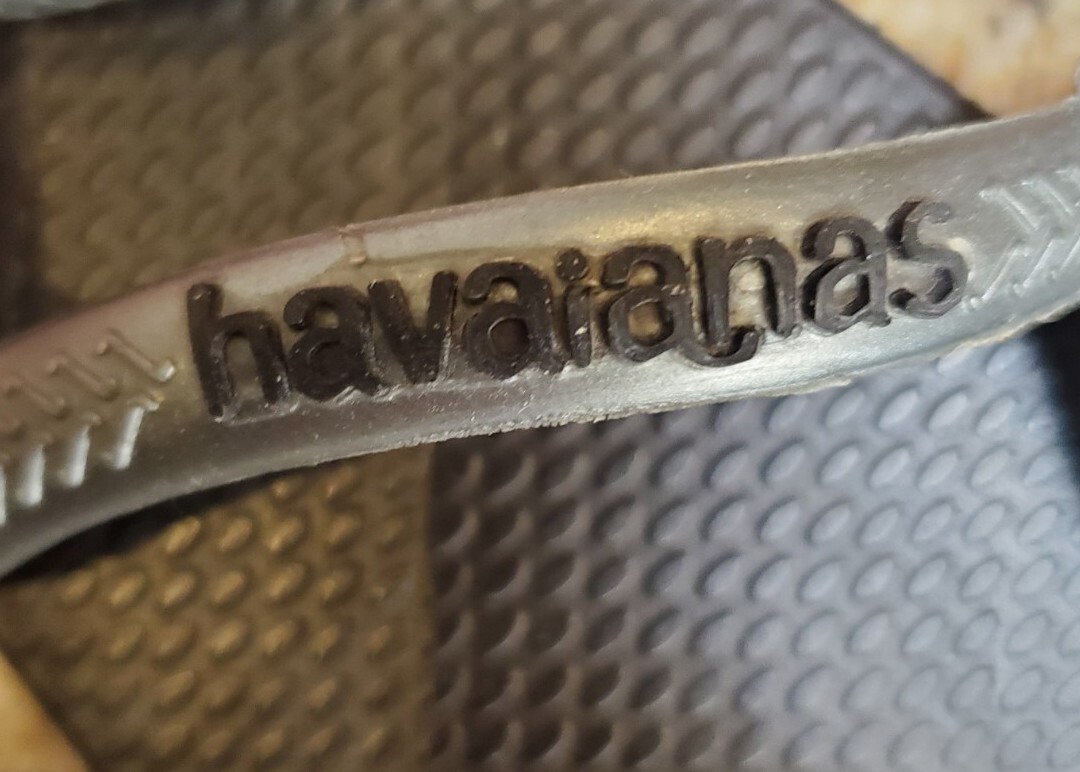Havaianas T-Strap Buckle Closure Rubber Flat Flip Flop Black, Silver Size 9W/10W