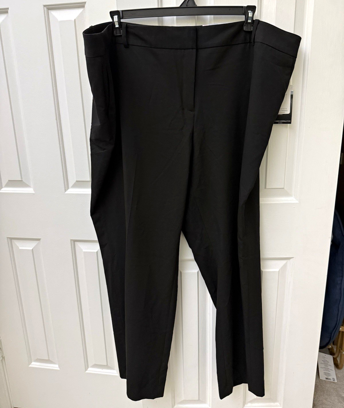 Liz Claiborne Career “Sophie Classic” Secretly Slender™ Trousers (Size 26W, NWT)