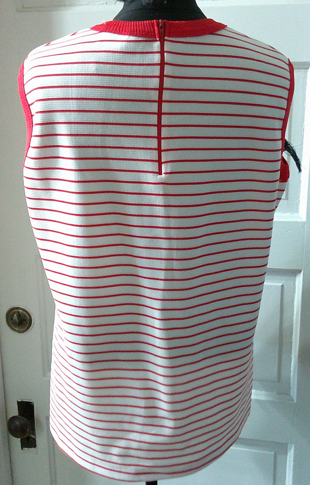 Vintage 70’s Montgomery Ward Sleeveless Red Stripe Top Shirt Blouse 39 M