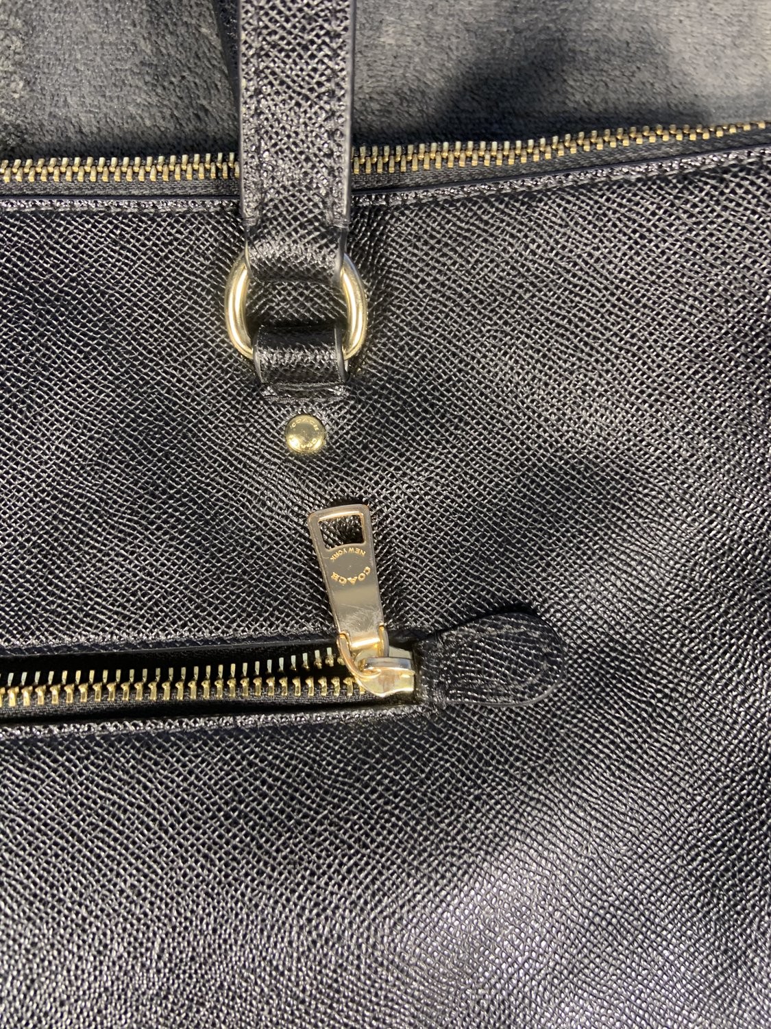 Coach Gallery Tote Black Crossgrain Leather Shoulder Bag F79608 Gold Hardware