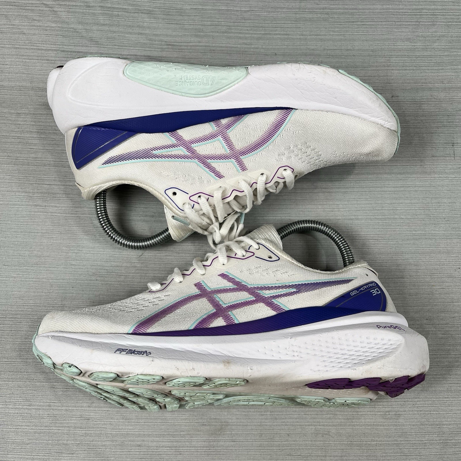 Asics Gel Kayano 30 Women’s Size 7 Running Shoes White Grape Sneakers 1012B357
