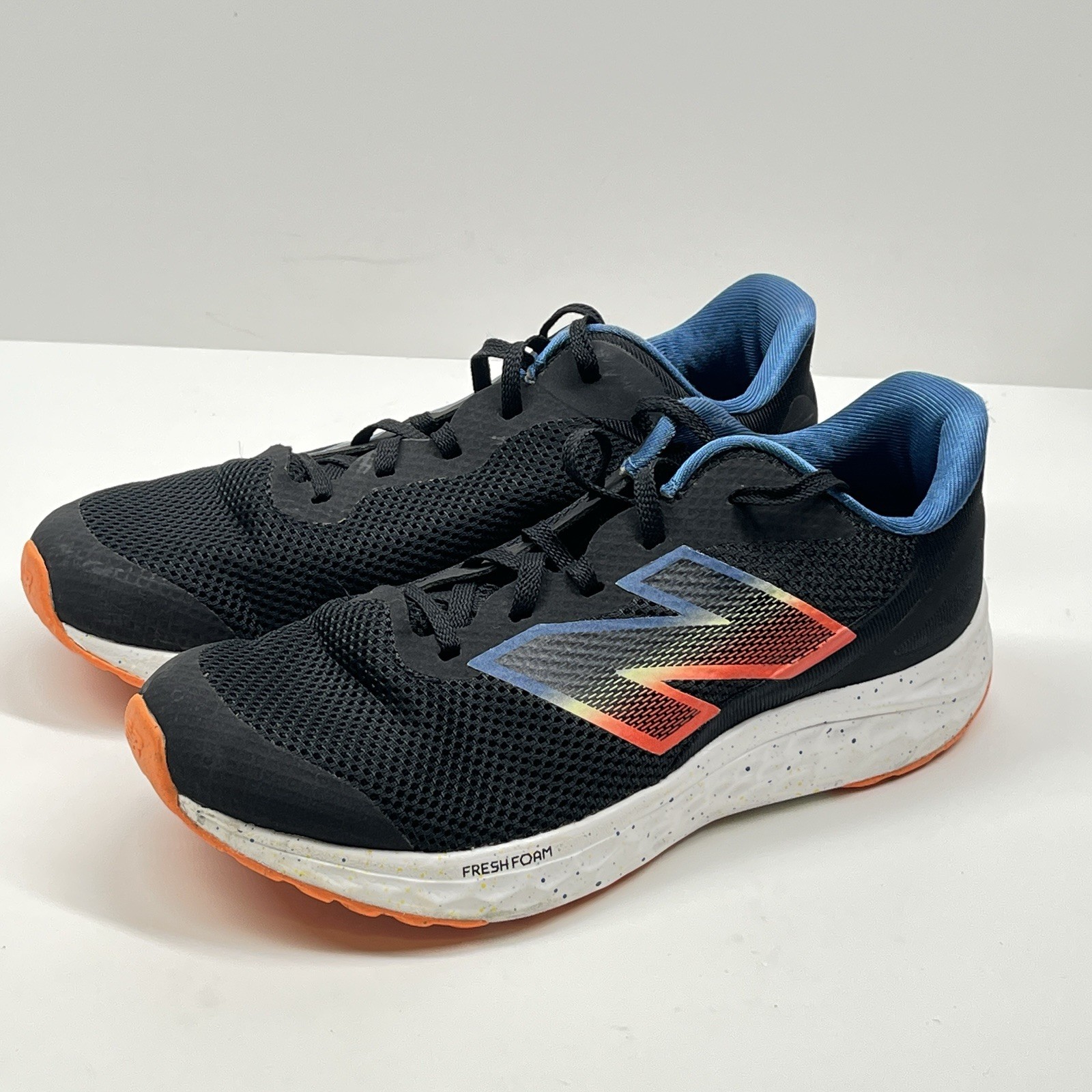 New Balance GC2002BK Unisex Kids Sneaker US 4.5M Black/Blue/Orange Low