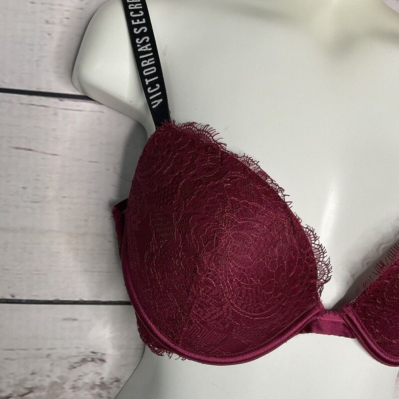 Victoria’s Secret Very Sexy Burgundy Lace Padded Push Up Bra Women 32D Sri Lanka