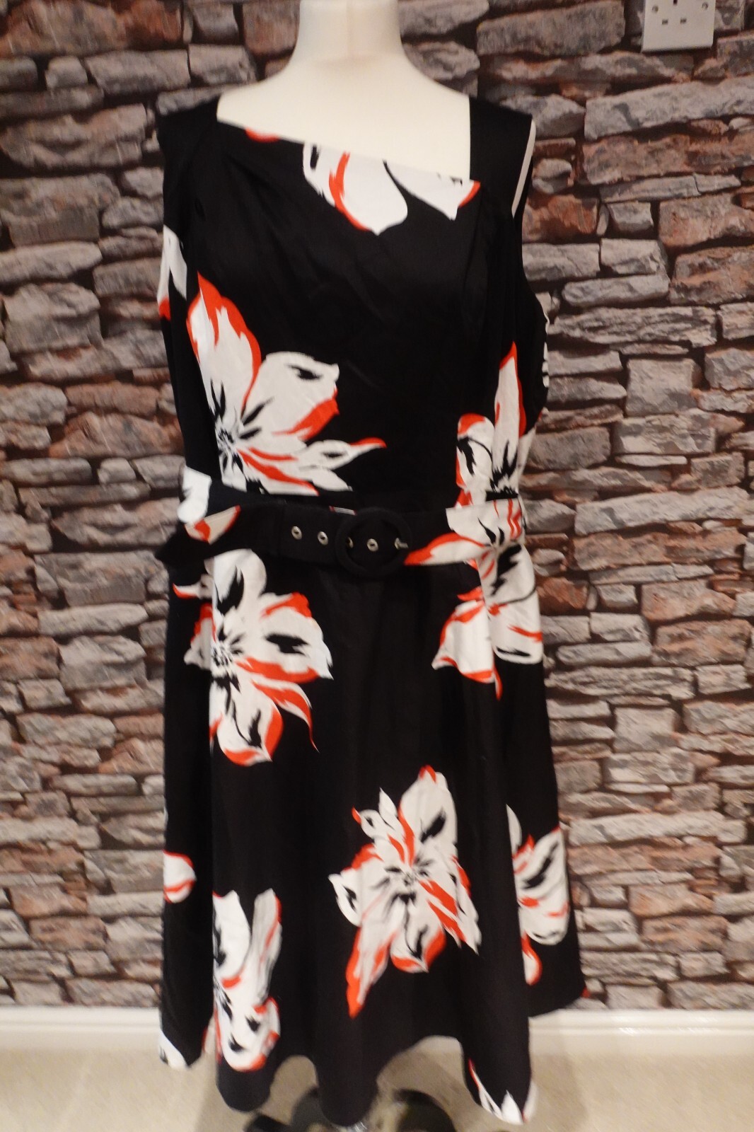 Collection Debenhams Belted Sleeveless Lined Back Zip Dress Size 20
