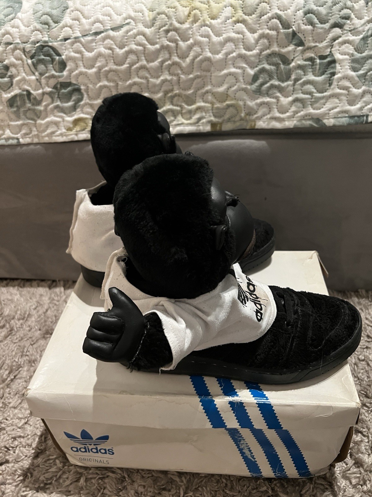 Size 8 – Adidas Jeremy Scott Gorilla