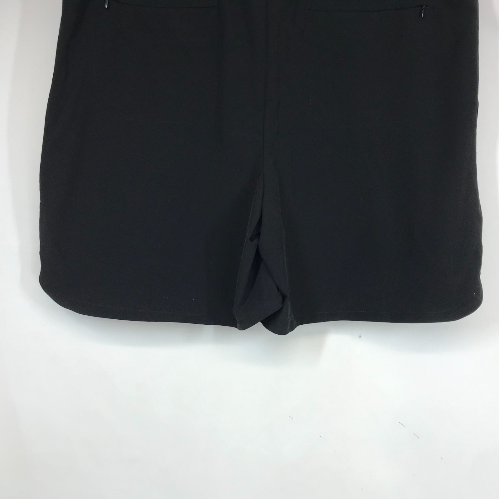CHICO’S ZENERGY – WOMEN’S 3.5 / 18 – BLACK UPF NEEMA 7 IN BEACH SHORTS