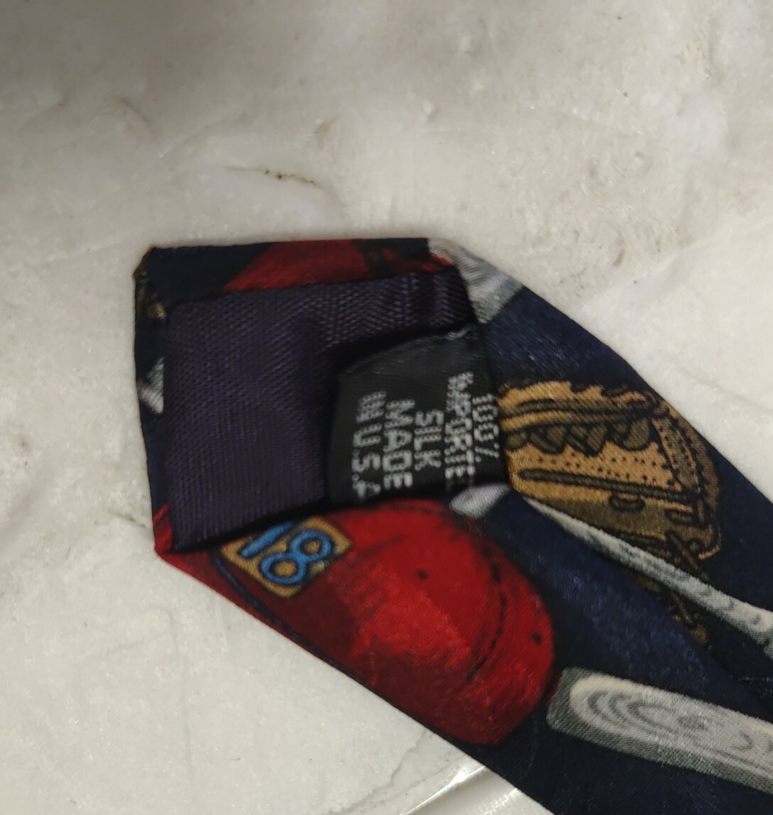 MLB Baseball Necktie 100% Imported Silk Made in USA Classic 57″-60″