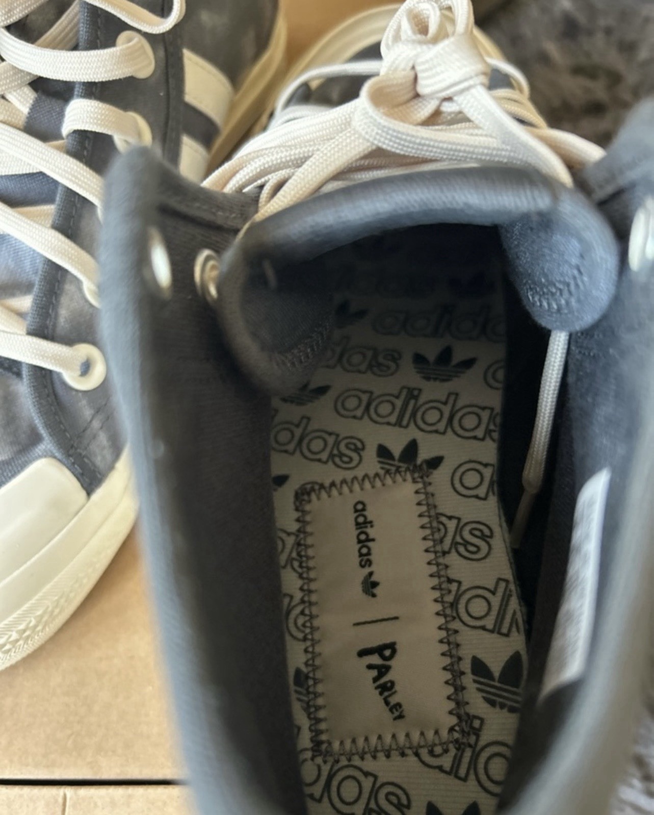 adidas Nizza Hi RF Men’s High Top Bleached Grey Wonder White GX4586 2022 Size 12