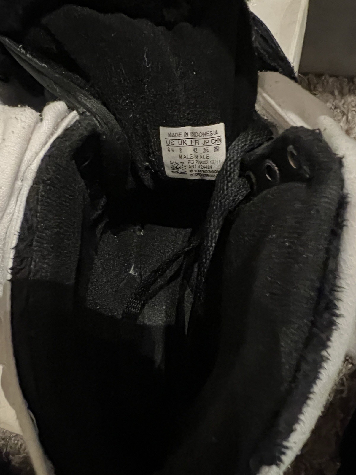 Size 8 – Adidas Jeremy Scott Gorilla