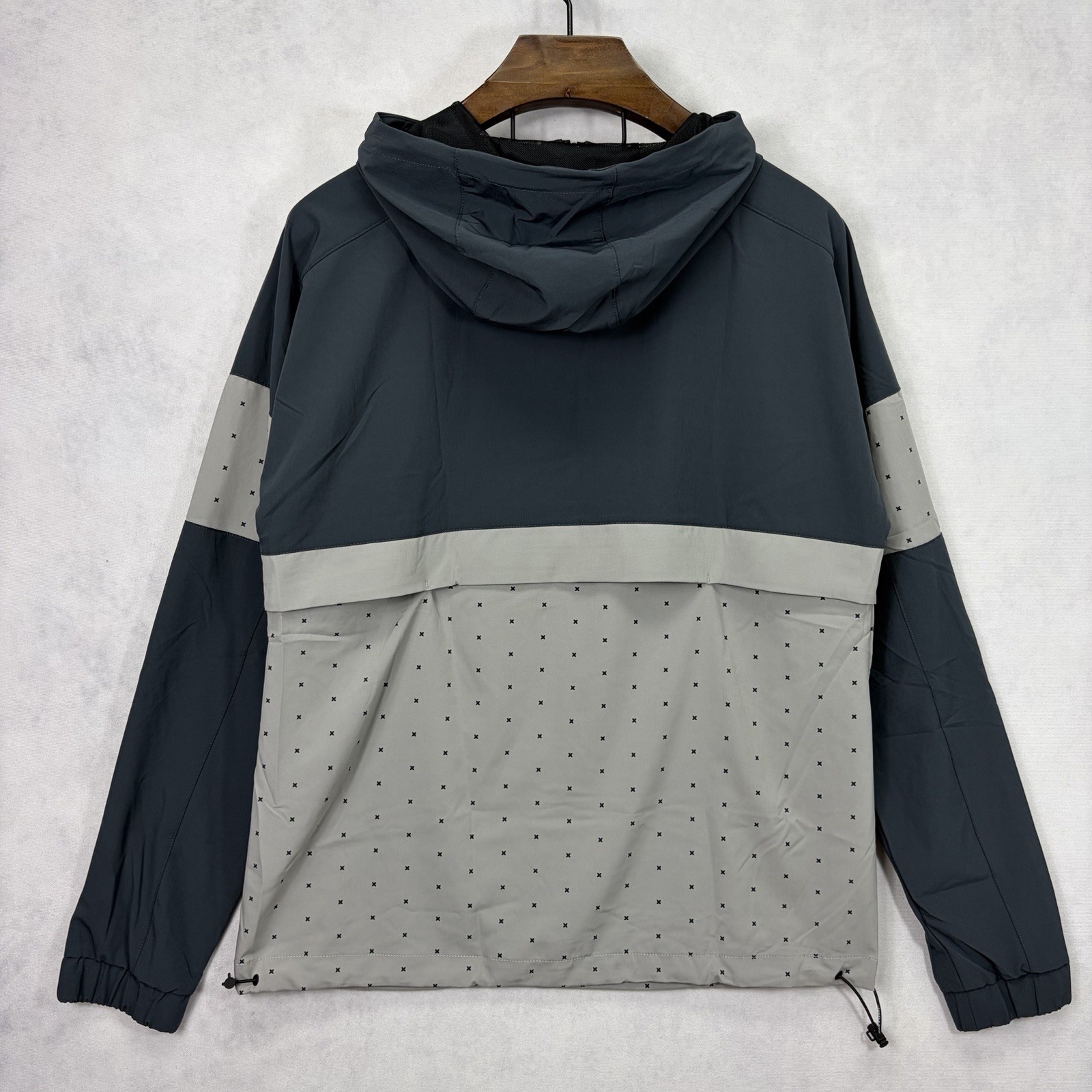 UNRL Golf DWR Track Jacket Mens Medium Anorak Performance Wind Water Resistant