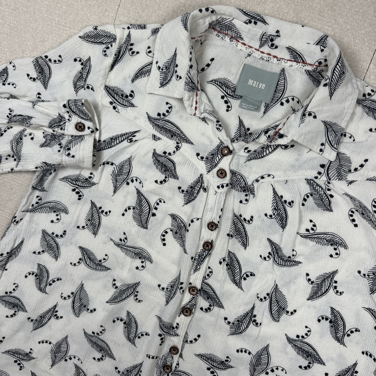 Maeve Anthropologie Button Front Blouse Women’s Size 8 Blue White Feather Print