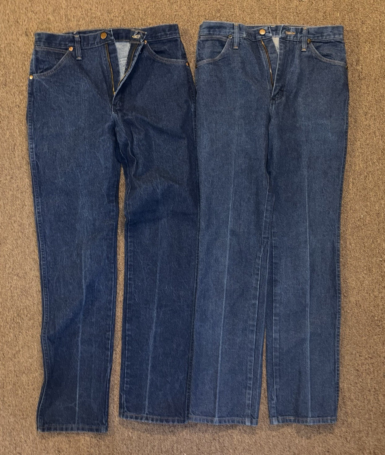 Wrangler Cowboy Cut Men’s Blue Medium Wash Denim Jeans Regular Fit Straight