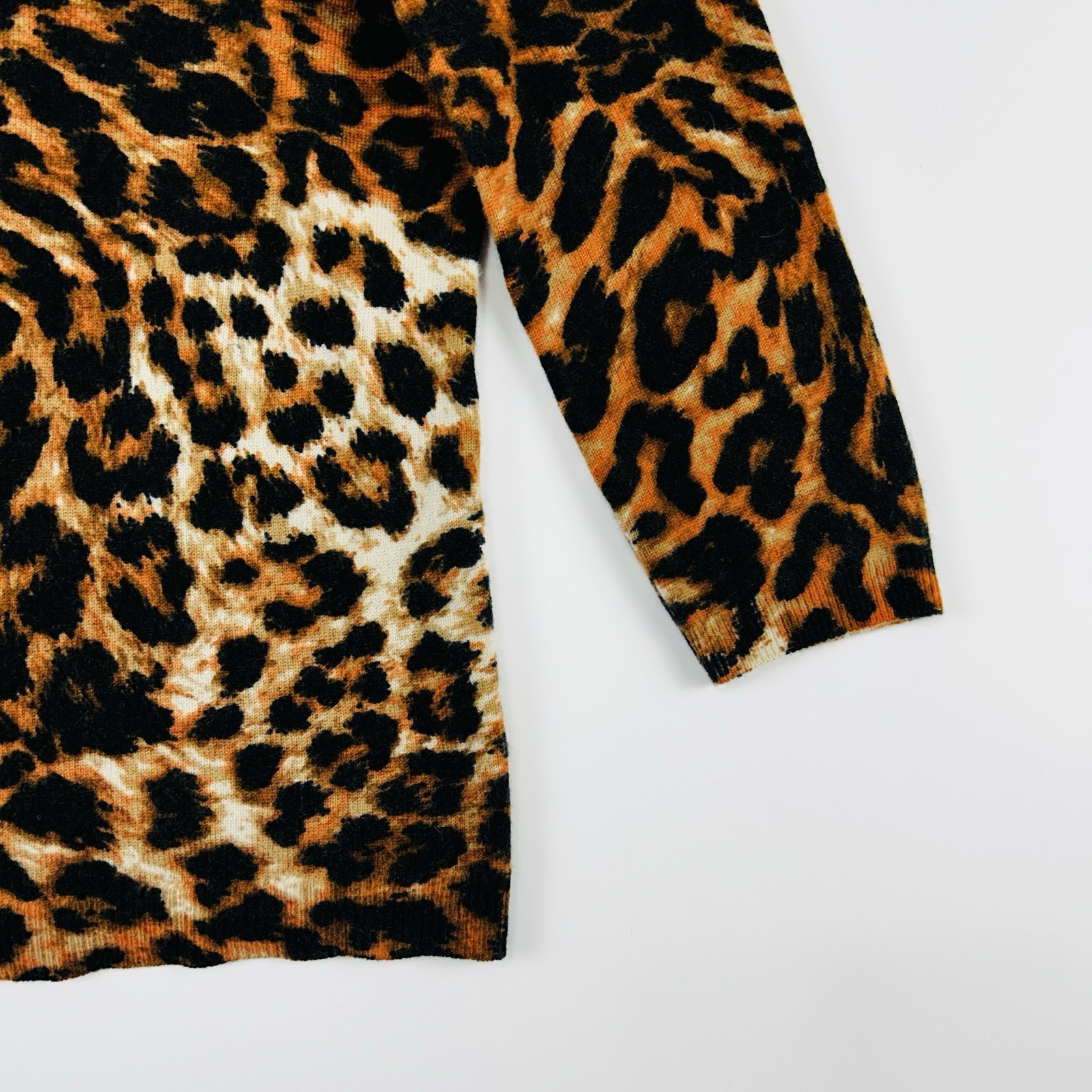 Talbots Womens 100% Cashmere Sweater Size S Animal Print Luxury Yacht Club