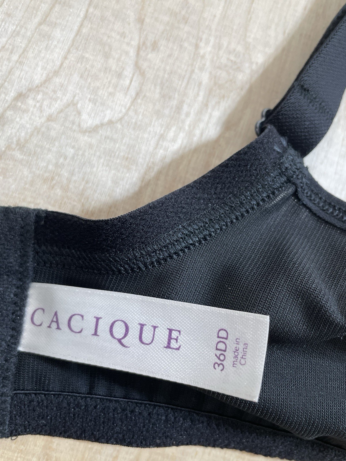 Cacique – Smooth Lightly Lined Balconette Underwire Bra Size 36DD Black