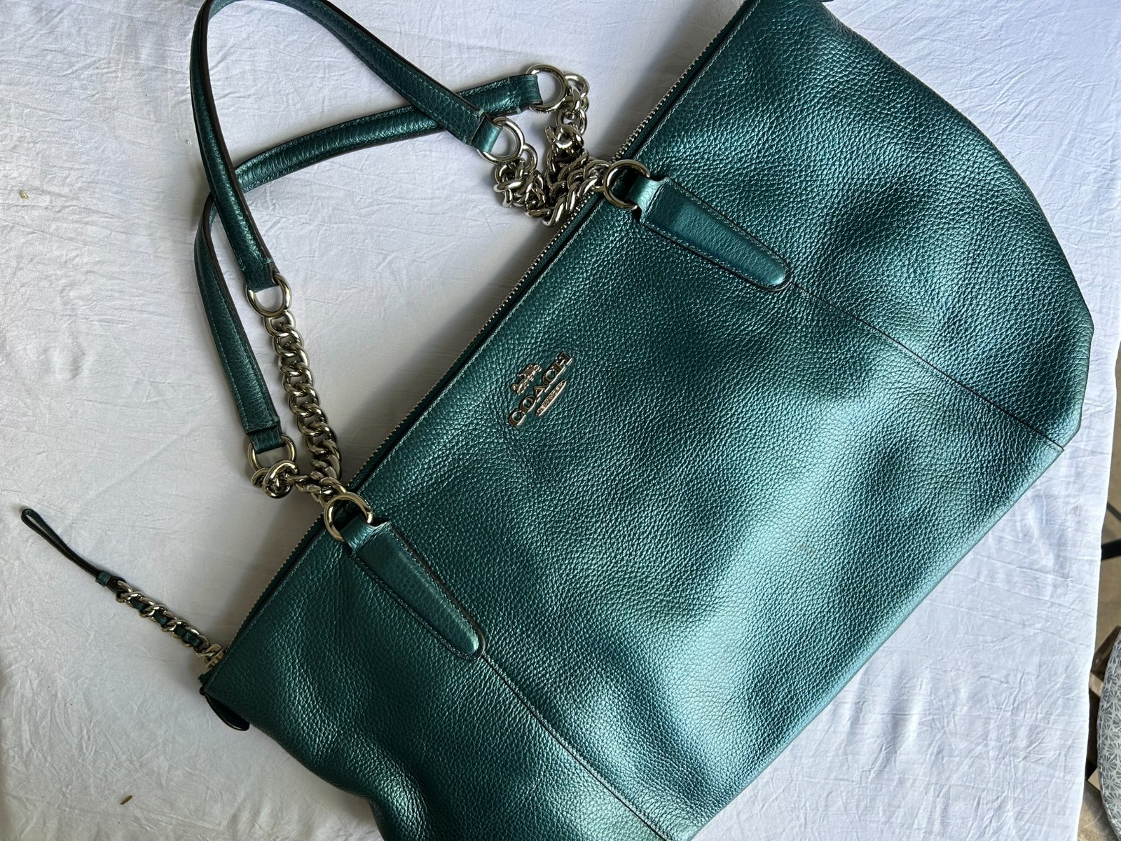 COACH Ava Chain Tote in Teal Refined Pebble Leather – Excellent Condition
