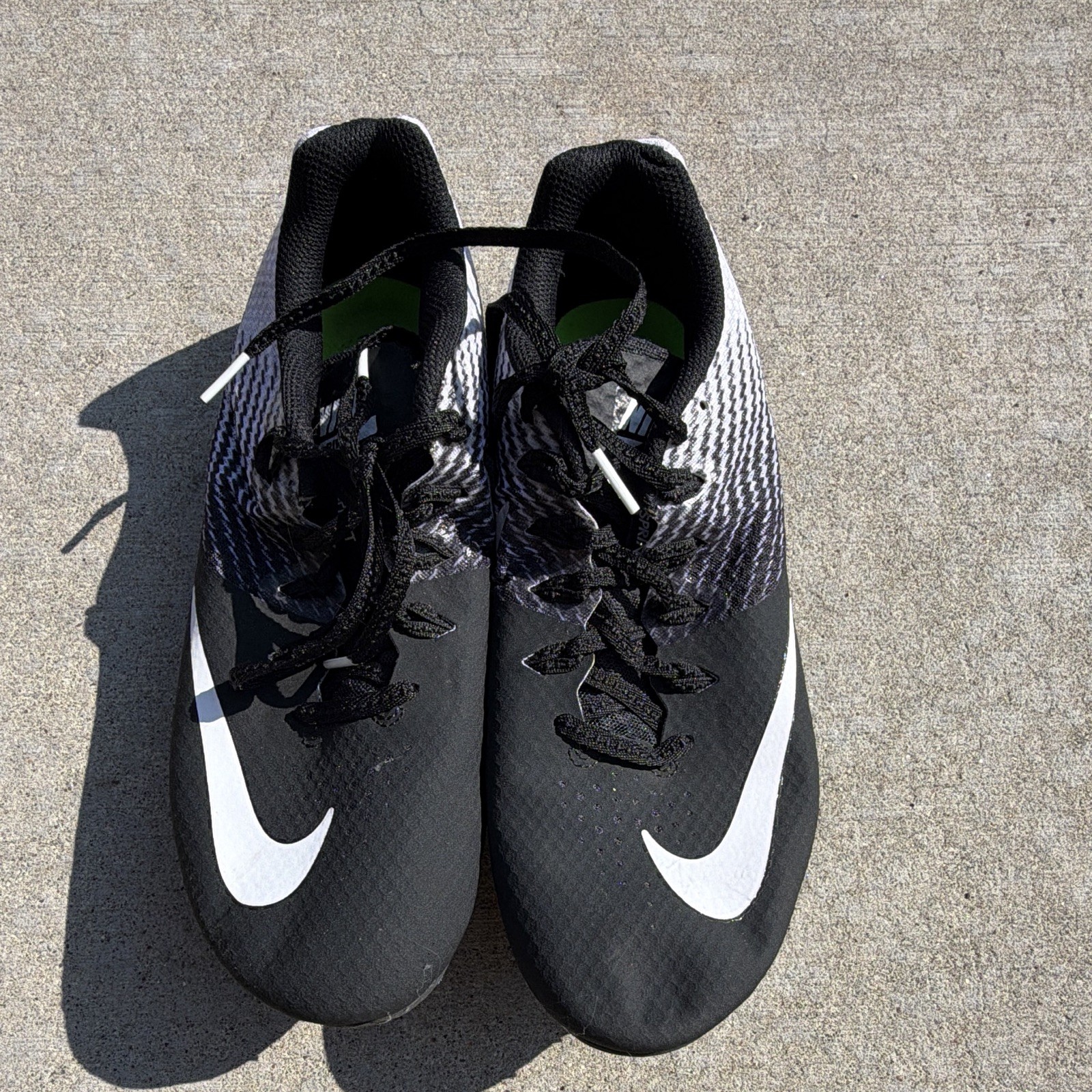 Nike Zoom Rival S size 9.5 Track Spikes Black/White