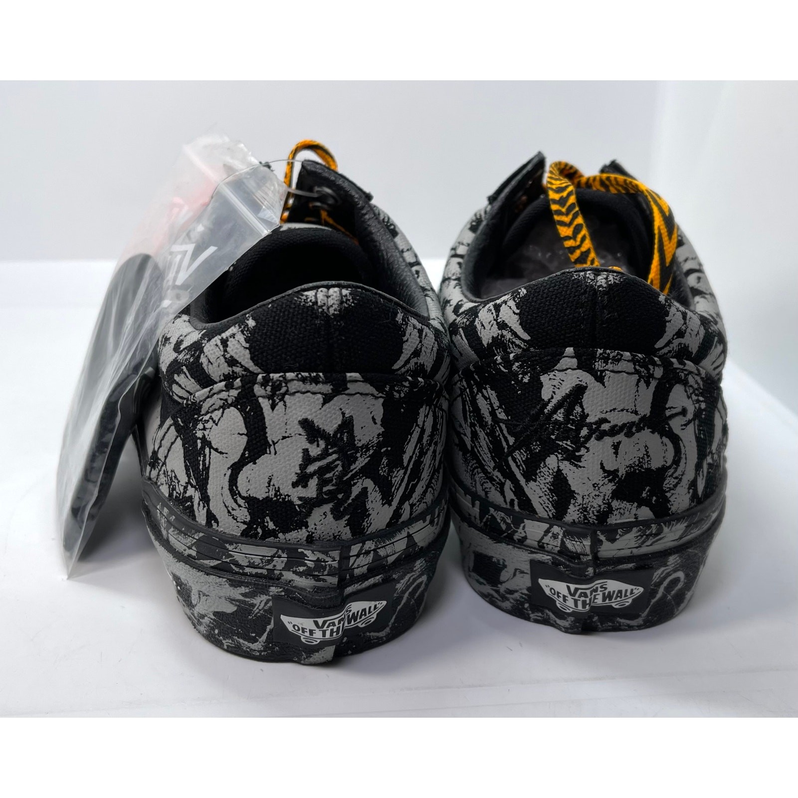Vans HuaTunan Year of the Tiger Old Skool Black Sneakers Men 6.5 Women 8