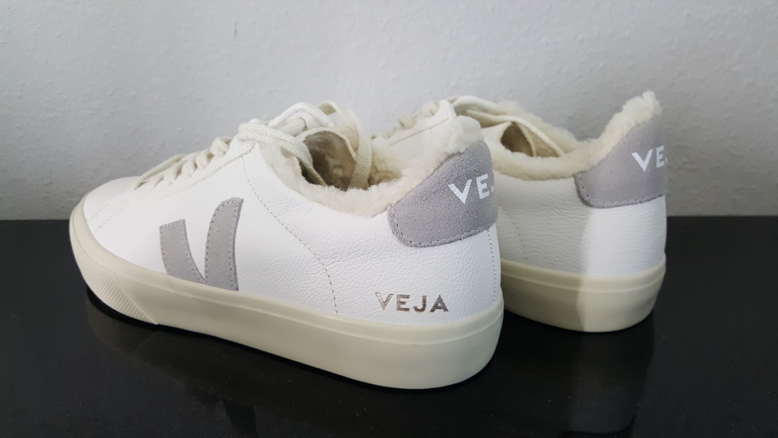 VEJA Campo V12 Unisex Fleece Lined SNEAKERS White Off/ Natural Size W9 /M7