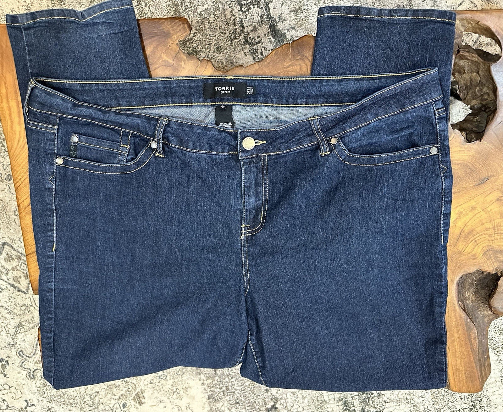 Torrid Size 26 Tall Classic Skinny Vintage Stretch Dark Blue Denim 33” Inseam