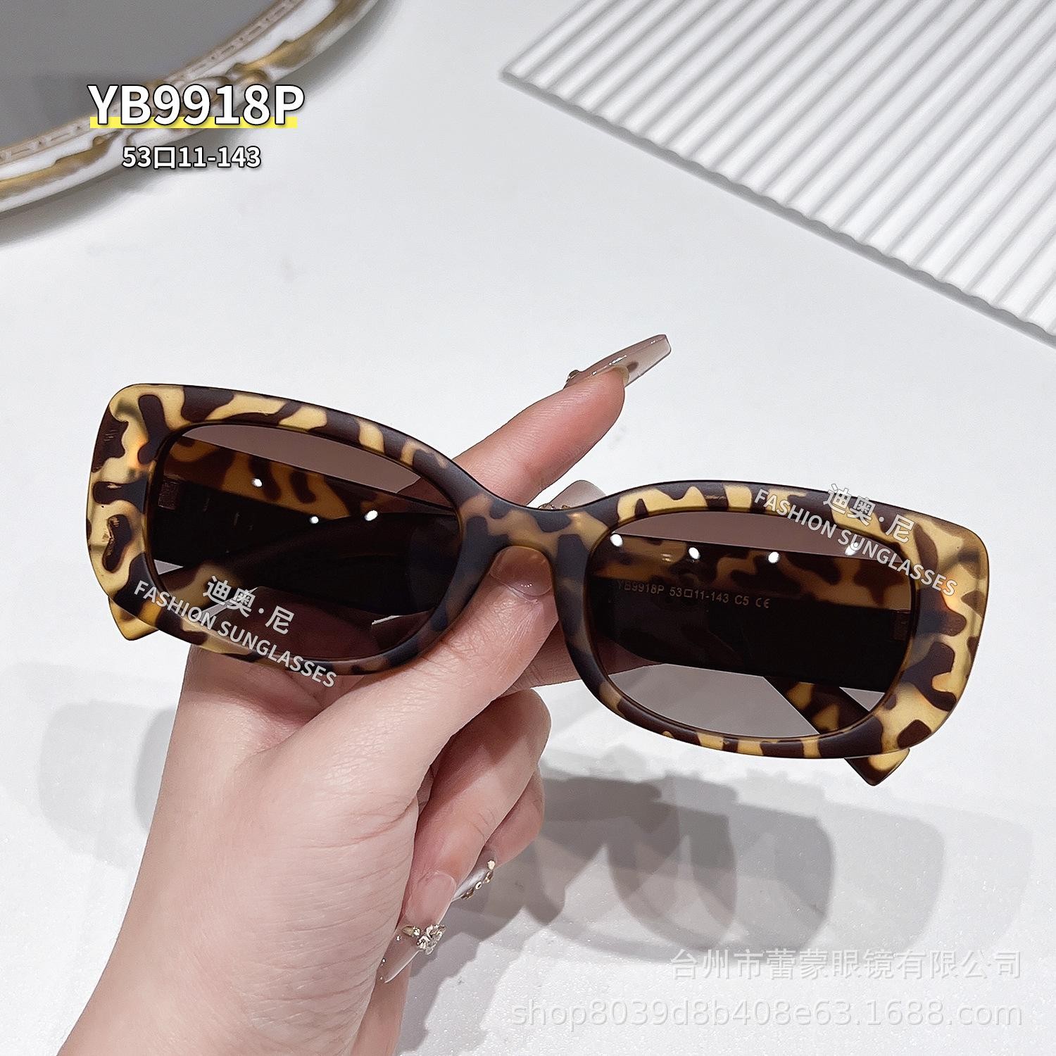 2025 New Fashion Polarized Cool Sunglasses Unisex M Letters Sun Glasses UV400