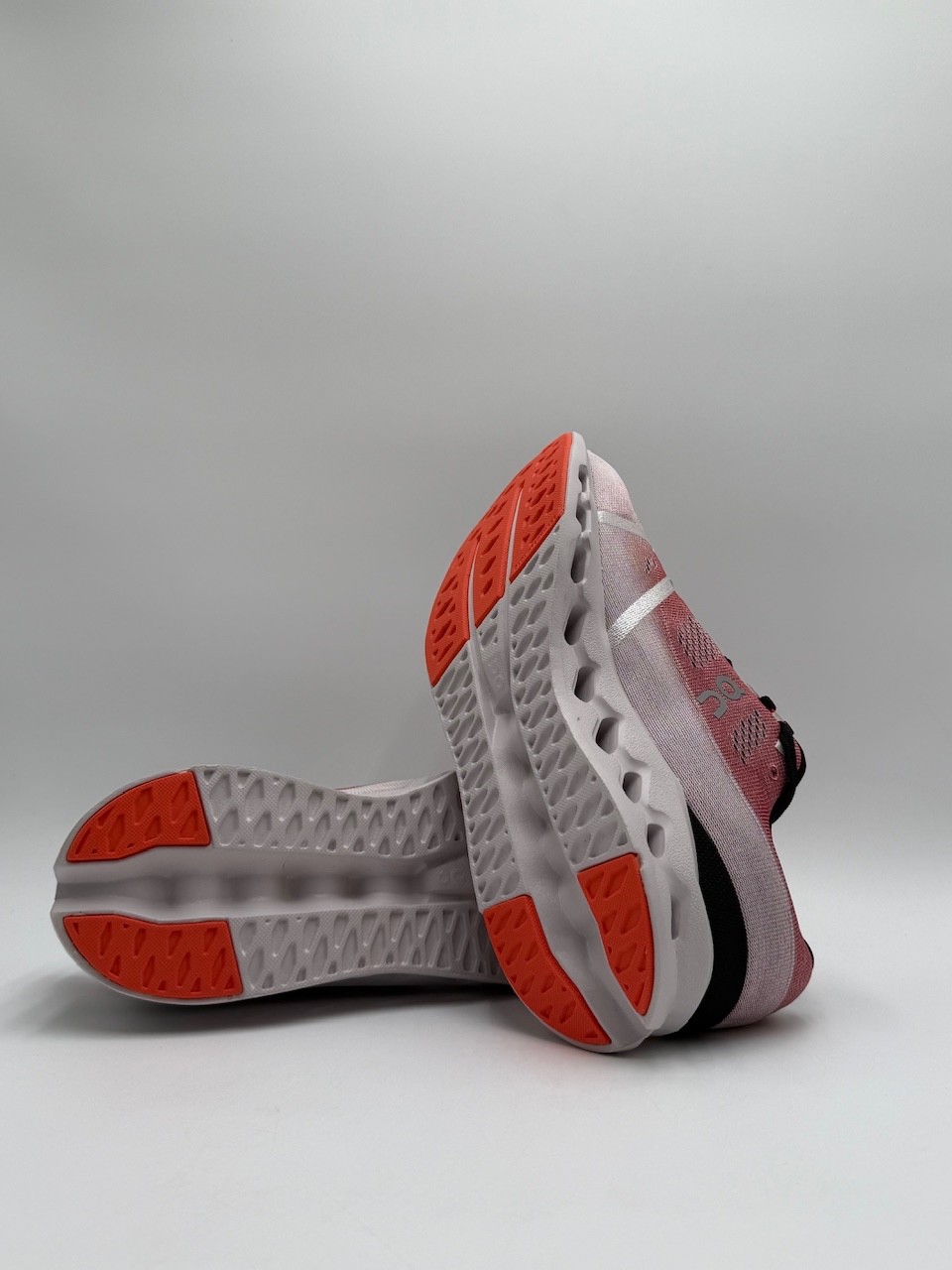 ON CLOUDSURFER AUBURN FROST Men’s NEW Running Sneaker Orange Multiple Sizes