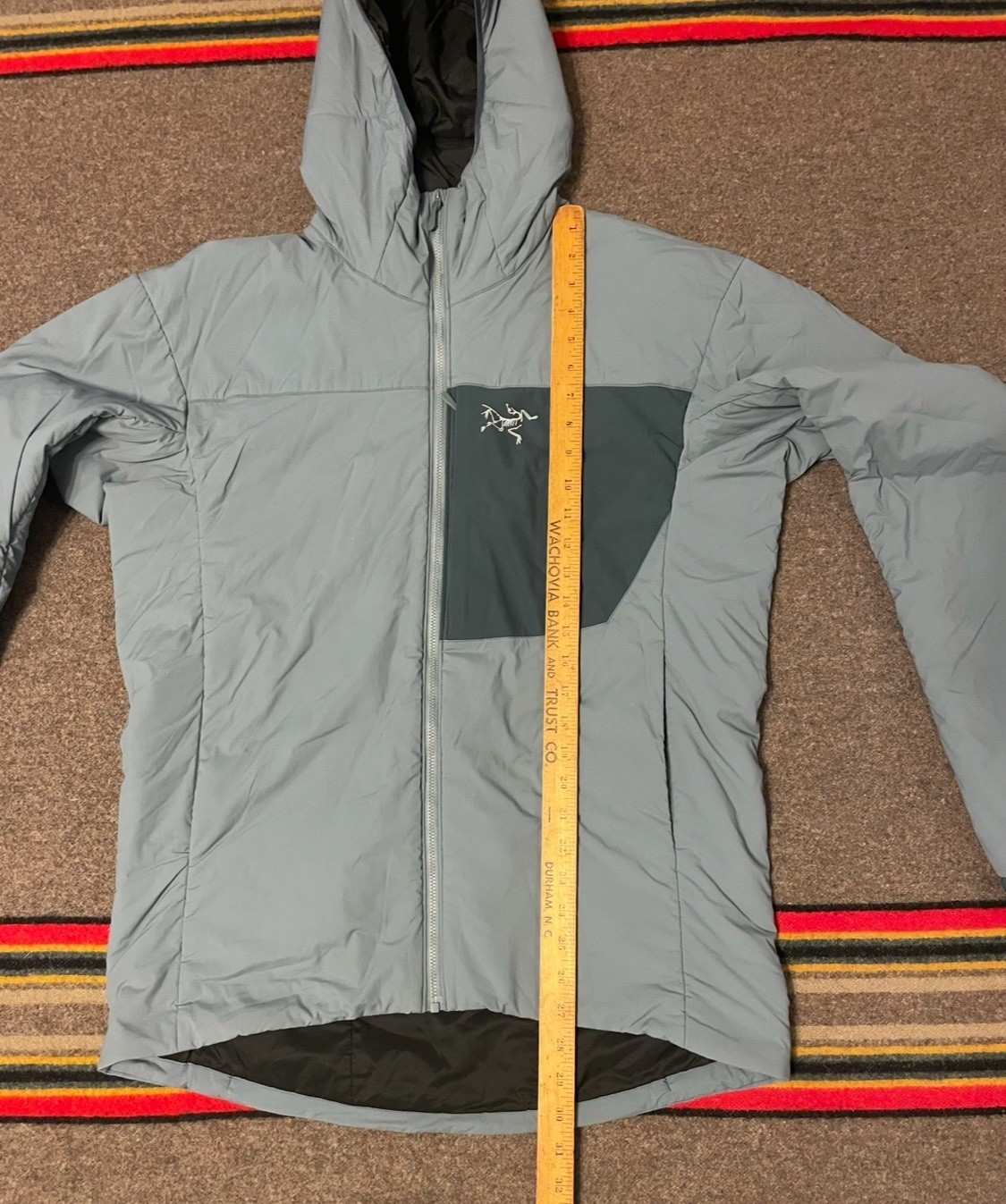 Arc’teryx Men’s Atom SL Hoody Blue Size Large Excellent Condition Used