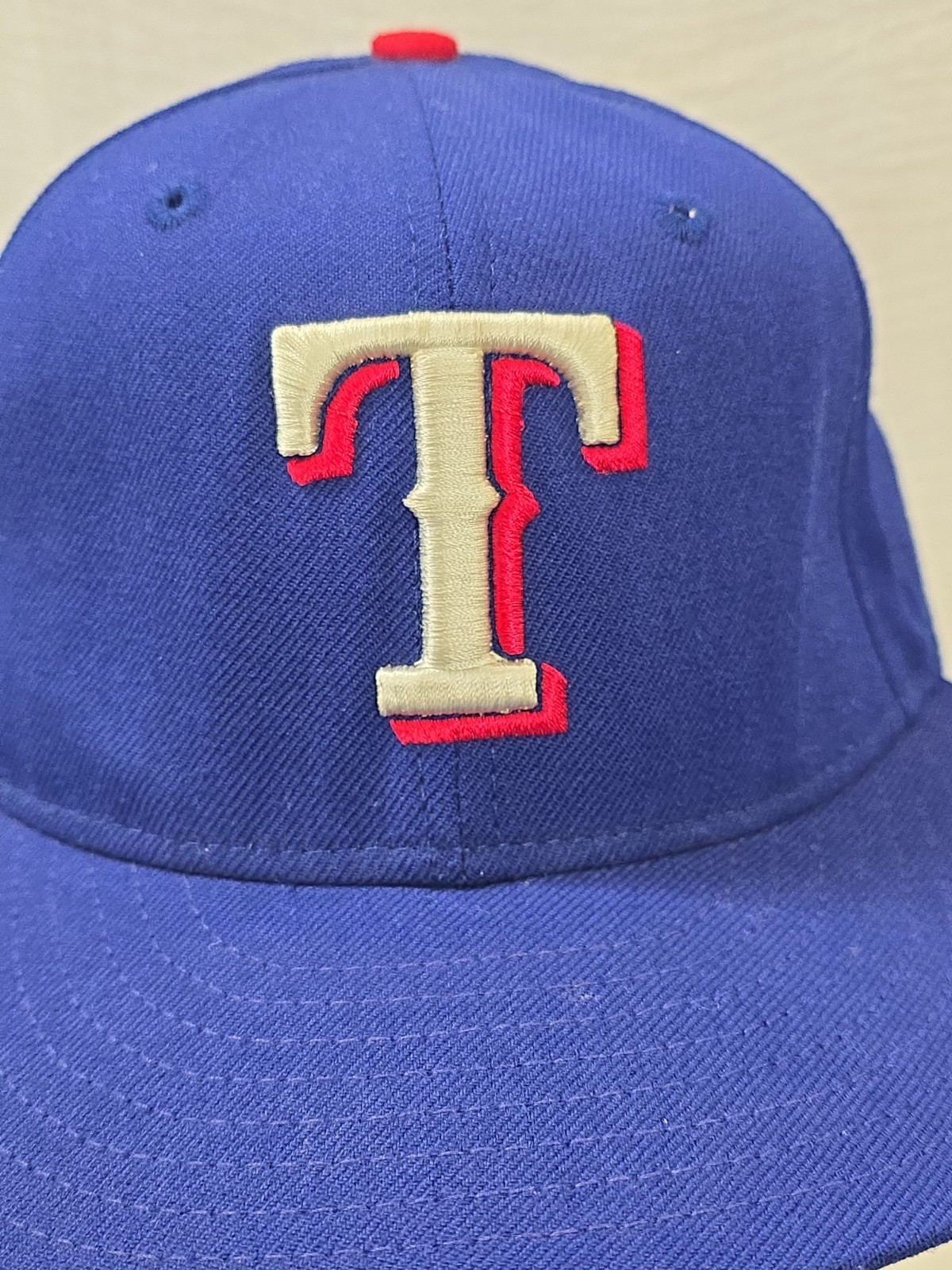 Vintage New Era 59FIFTY Texas Rangers Fitted Hat 7 1/4 Blue Wool USA Preowned