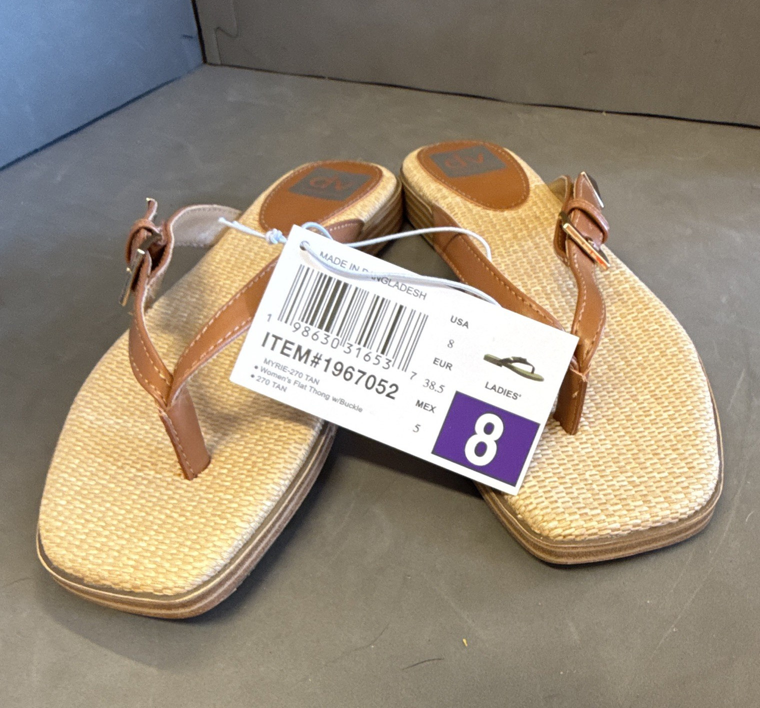 Dolce Vita Women’s Tan Thong Flat Sandals Buckle Solid Synthetic PU US 8