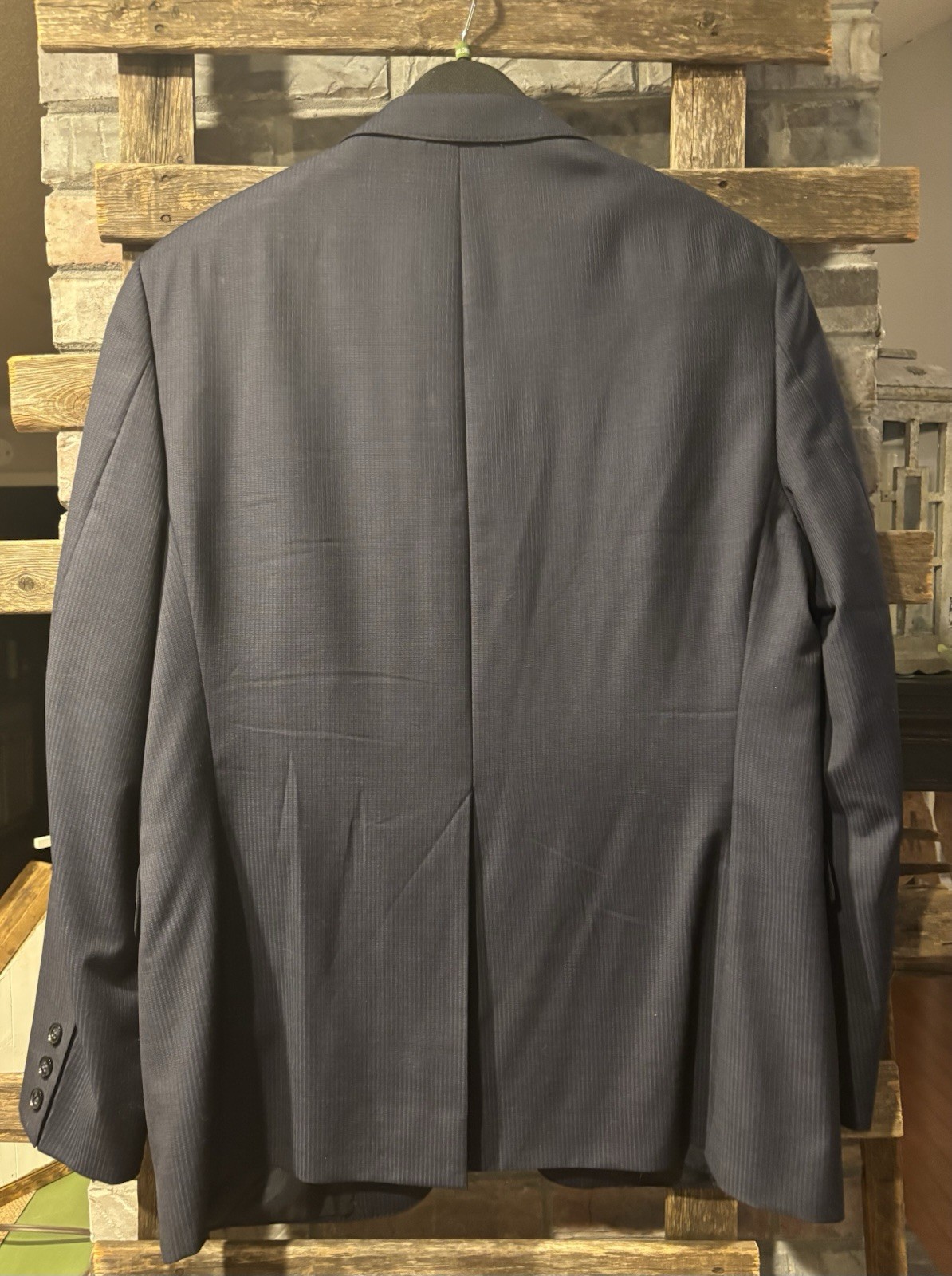 Men’s Jos. A. Bank Reserve Suit, 43R, 37/38 X32.5, Gray and Blue
