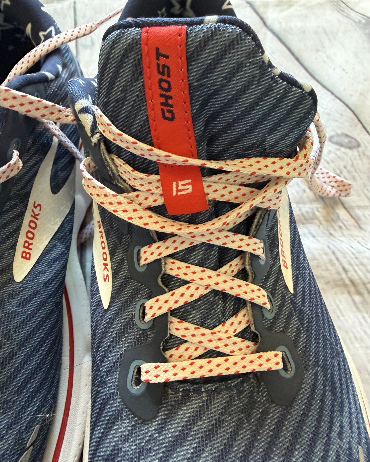 Brooks Ghost 15 USA Independence Women Sz 8 Stars Stripes Red White Blue