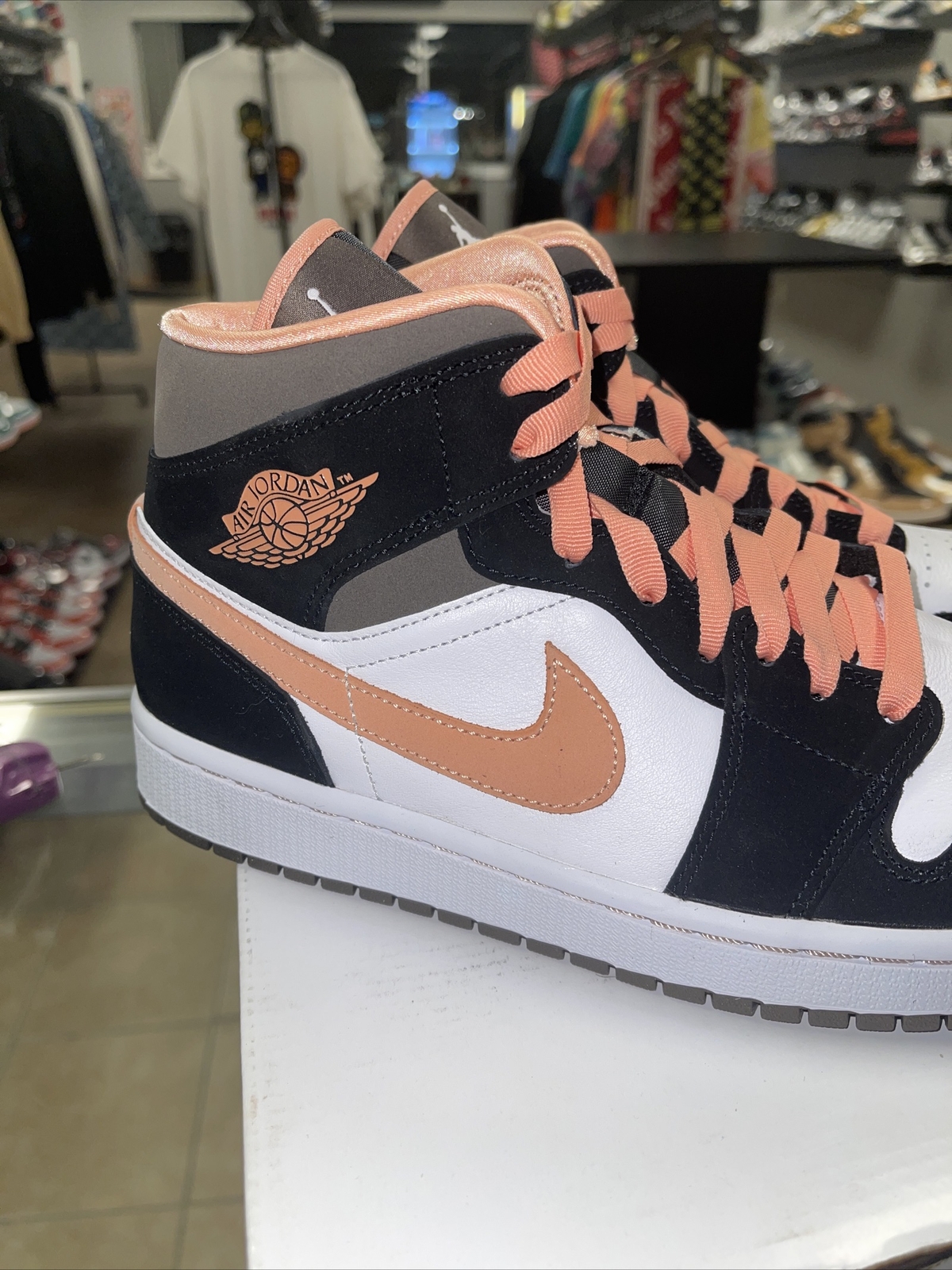 Size 10 – Jordan 1 Mid Black/Brown/Peach