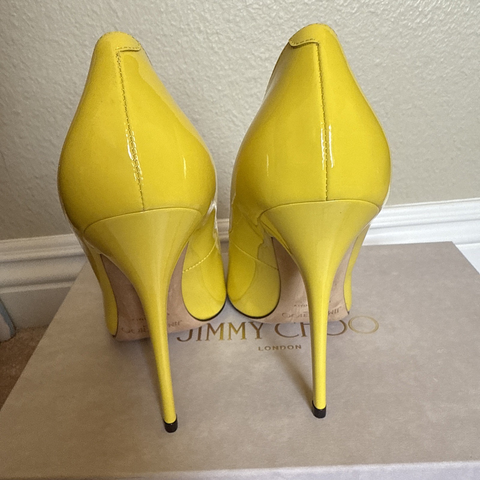 JIMMY CHOO Anouk Tacco 120 Patent Leather Point Toe Pump Yellow US 7 NIB RARE